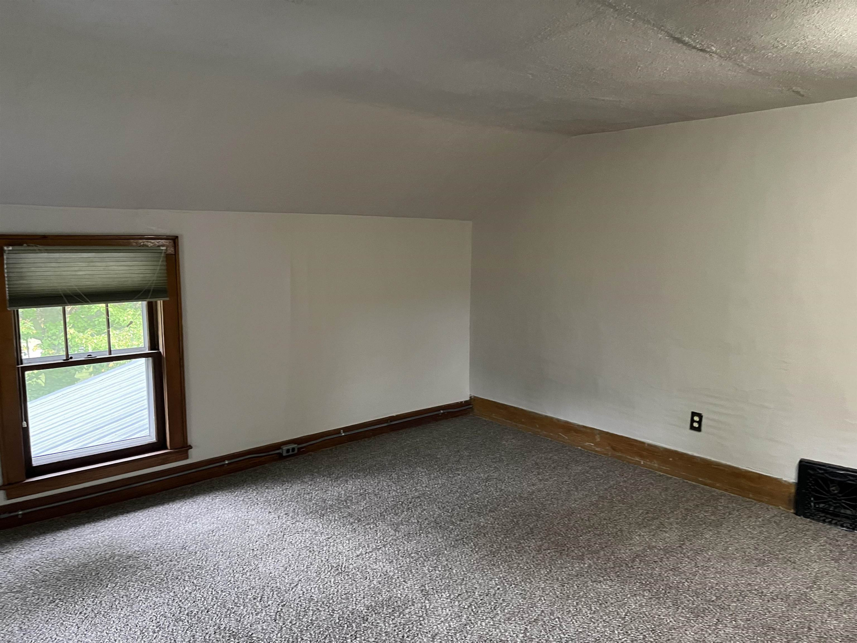 19308 Bishop Road, New Lothrop, MI 48460 — Photo 33
