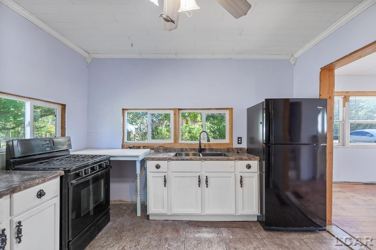 4084 Seneca, Weston, MI 49289 — Photo 8
