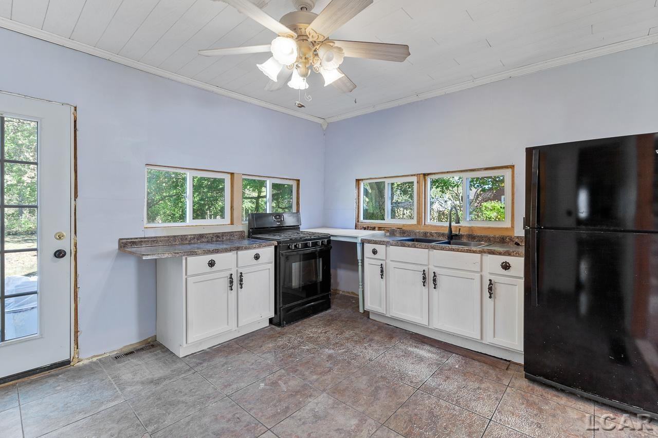 4084 Seneca, Weston, MI 49289 — Photo 9