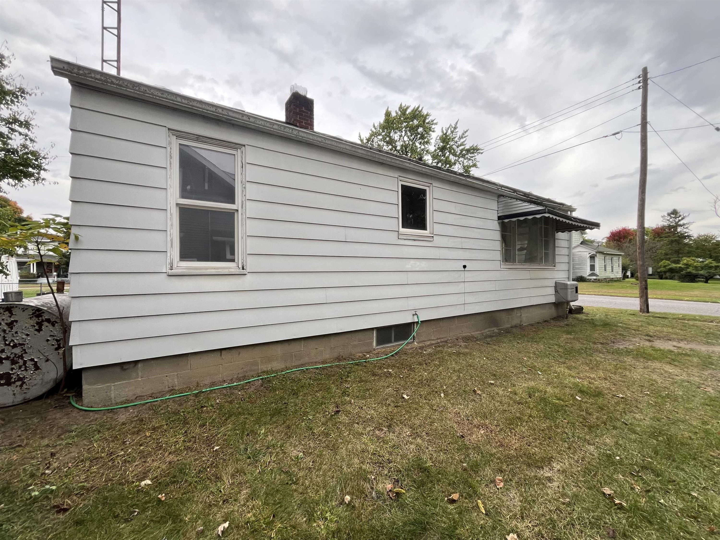 215 Brady, Chesaning, MI 48616 — Photo 25