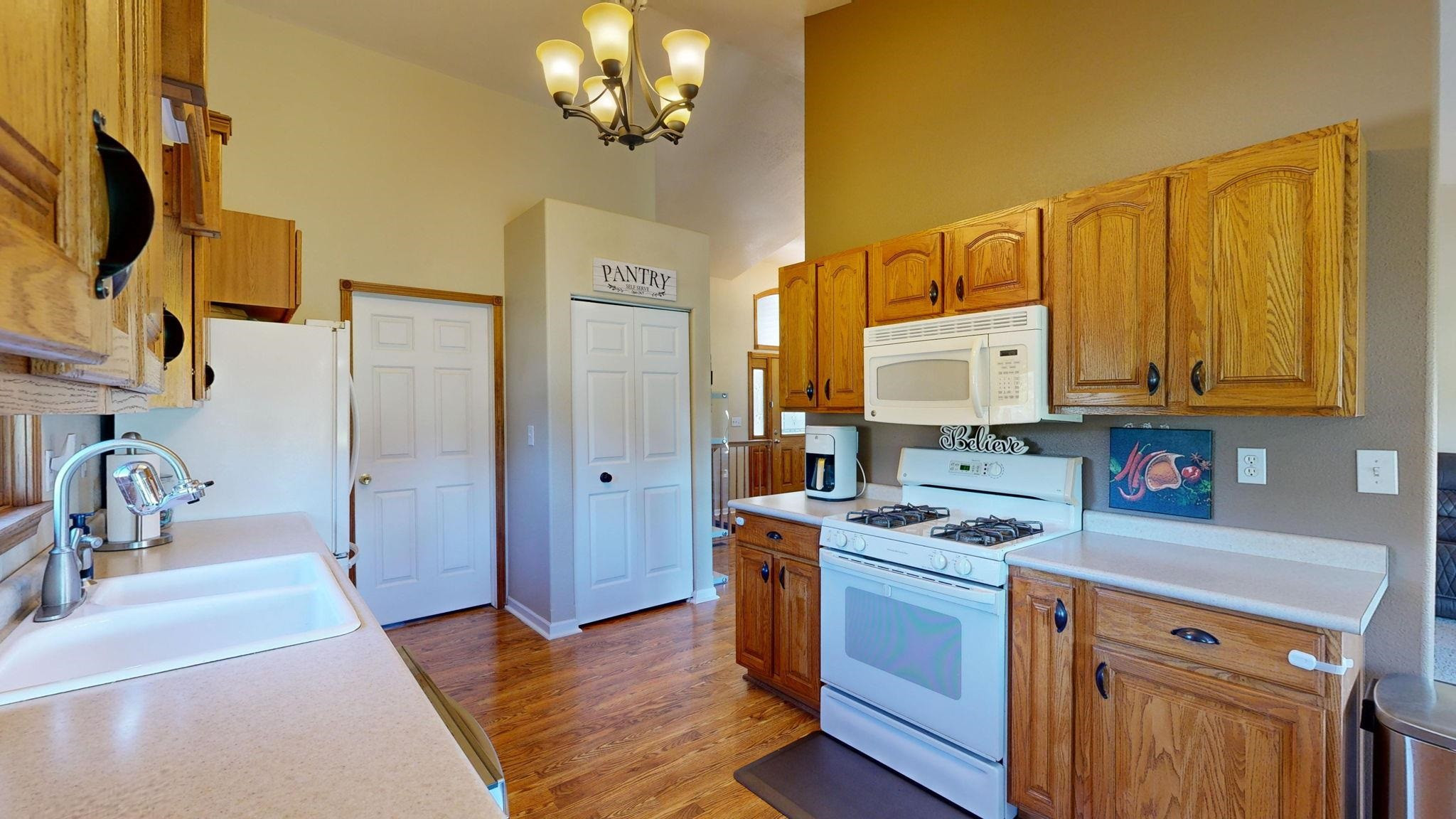 1740 Lynch, MI 48744 — Photo 11