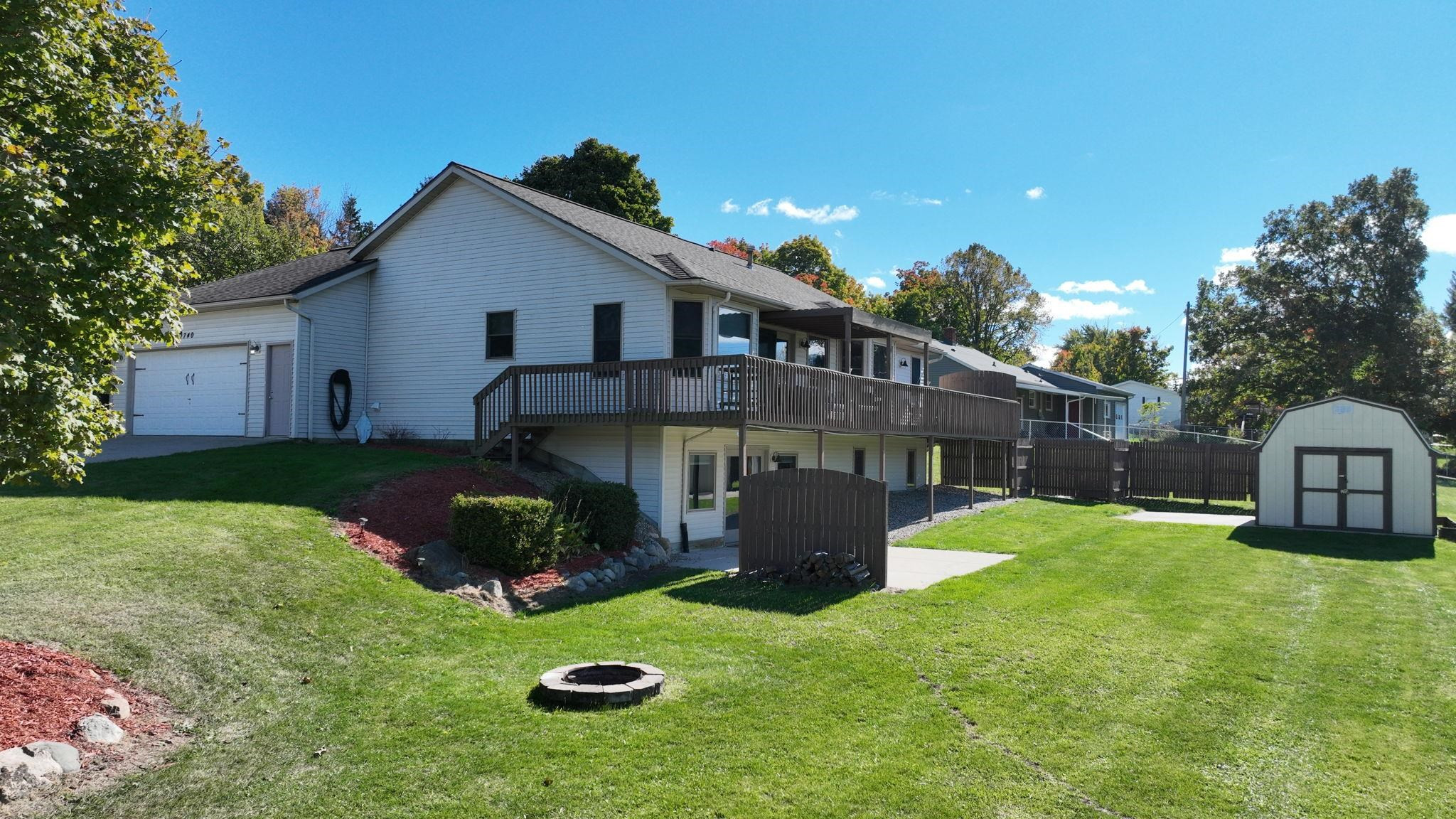 1740 Lynch, MI 48744 — Photo 42
