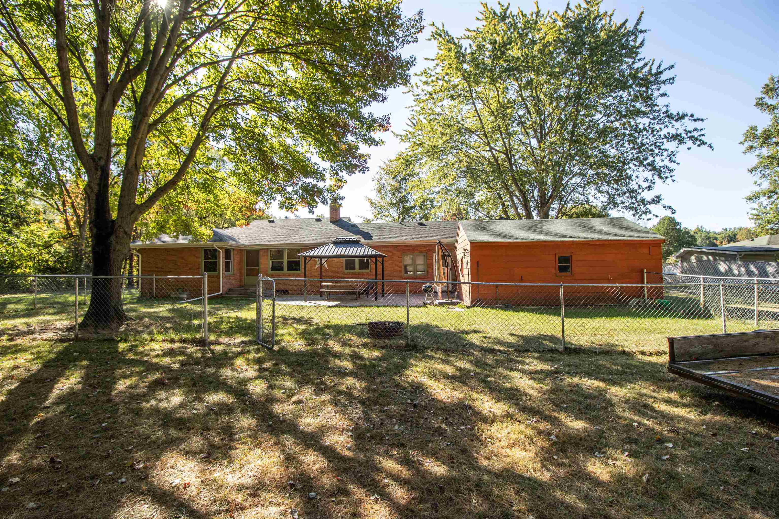 1240 W Sloan, Burt, MI 48417 — Photo 32