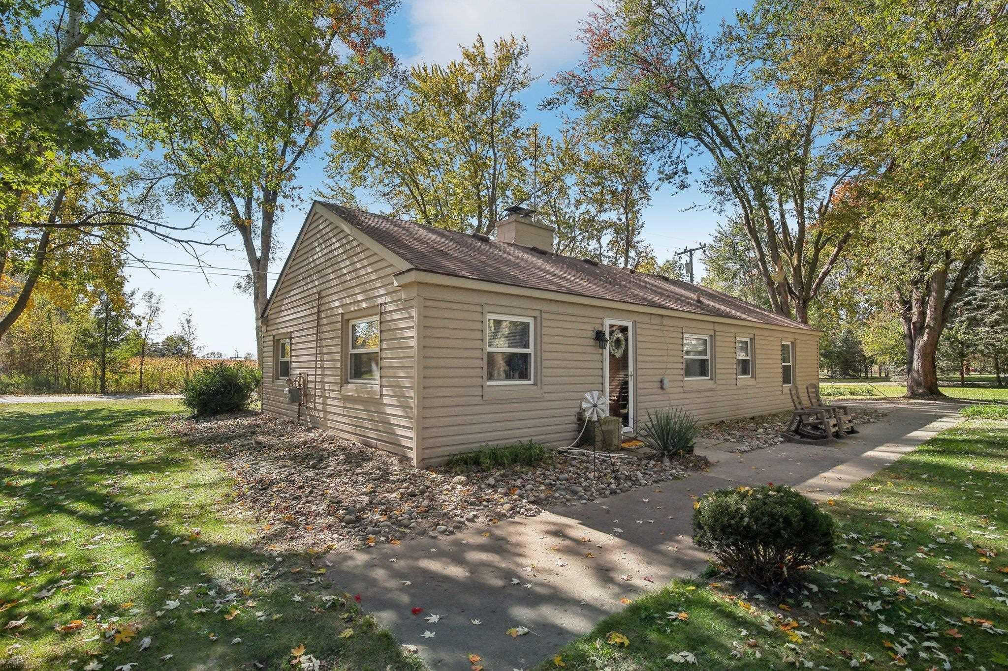61025 Romeo Plank Road, MI — Photo 26