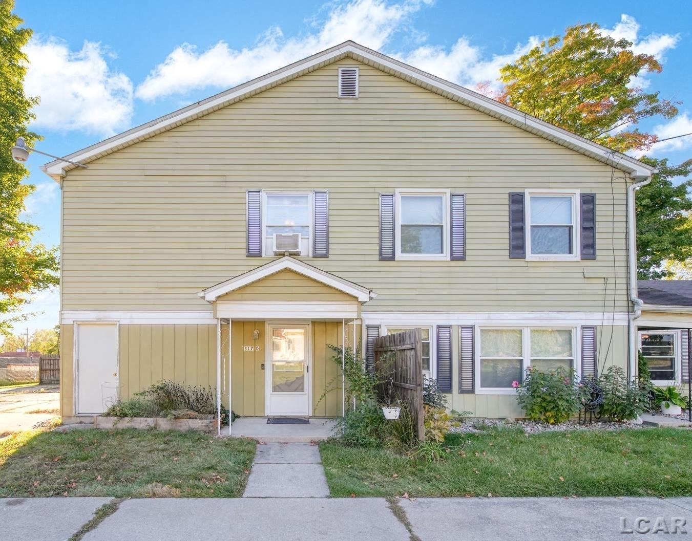 317 Clark, D, Clinton, MI 49236 — front exterior