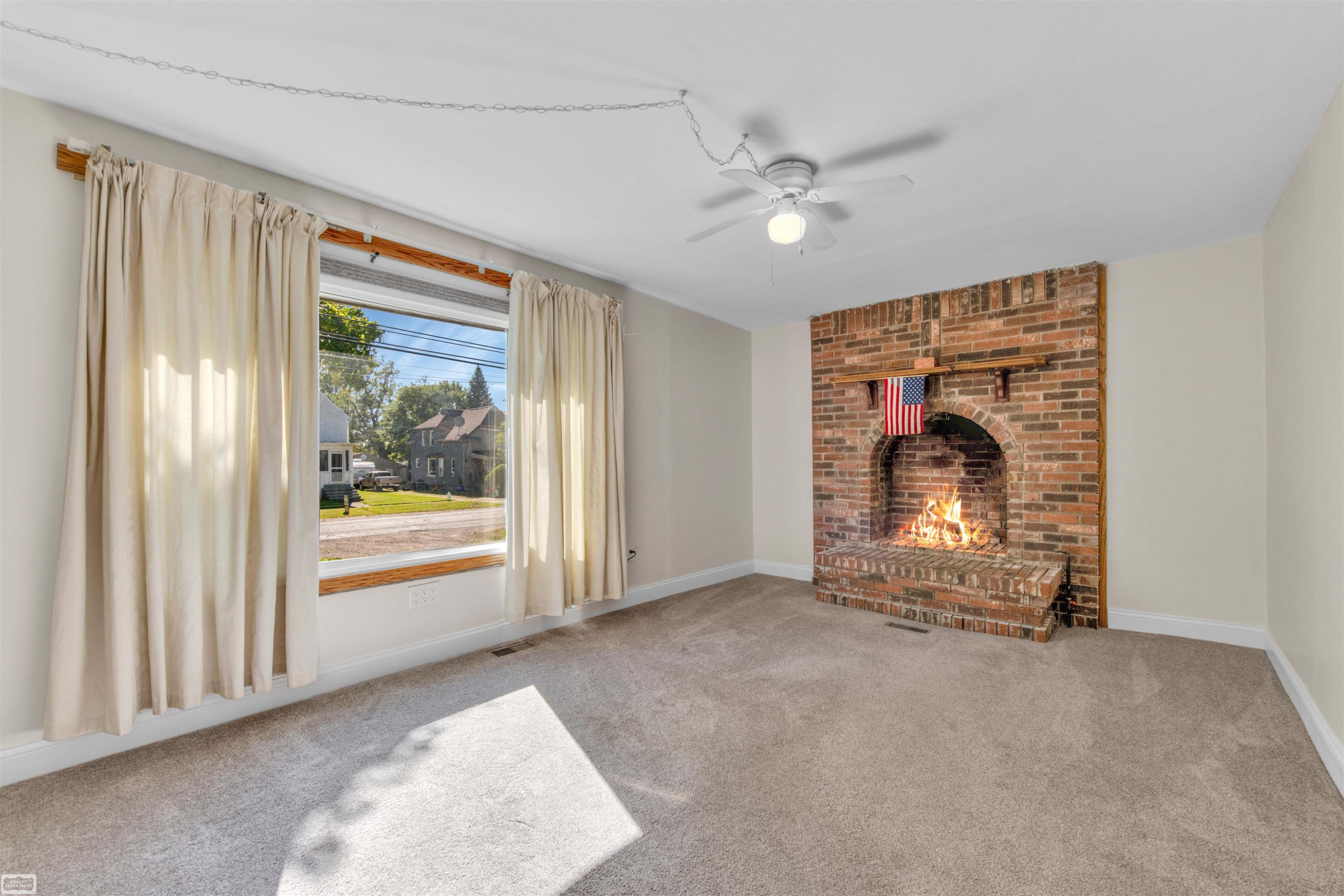 307 W Mill Street, Capac, MI 48014 — Photo 7