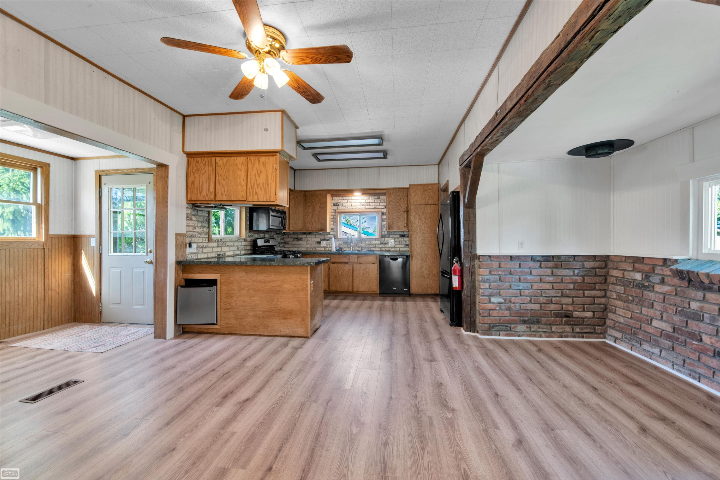 307 W Mill Street, Capac, MI 48014 — Photo 11