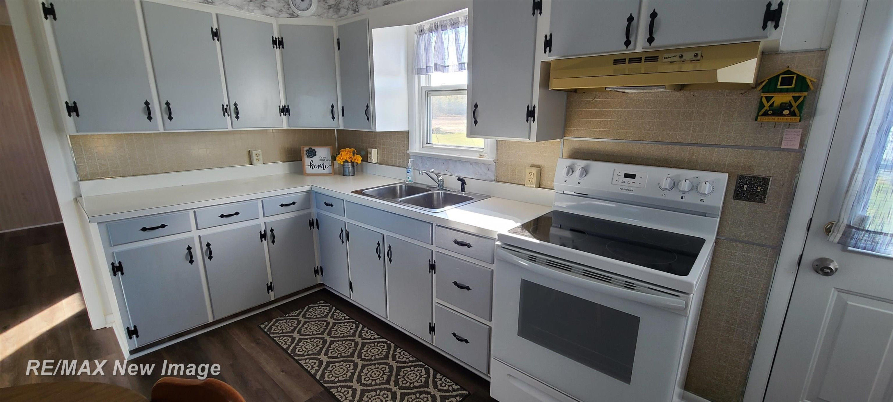 8571 W Birch Run Road, Saint Charles, MI 48655 — Photo 5