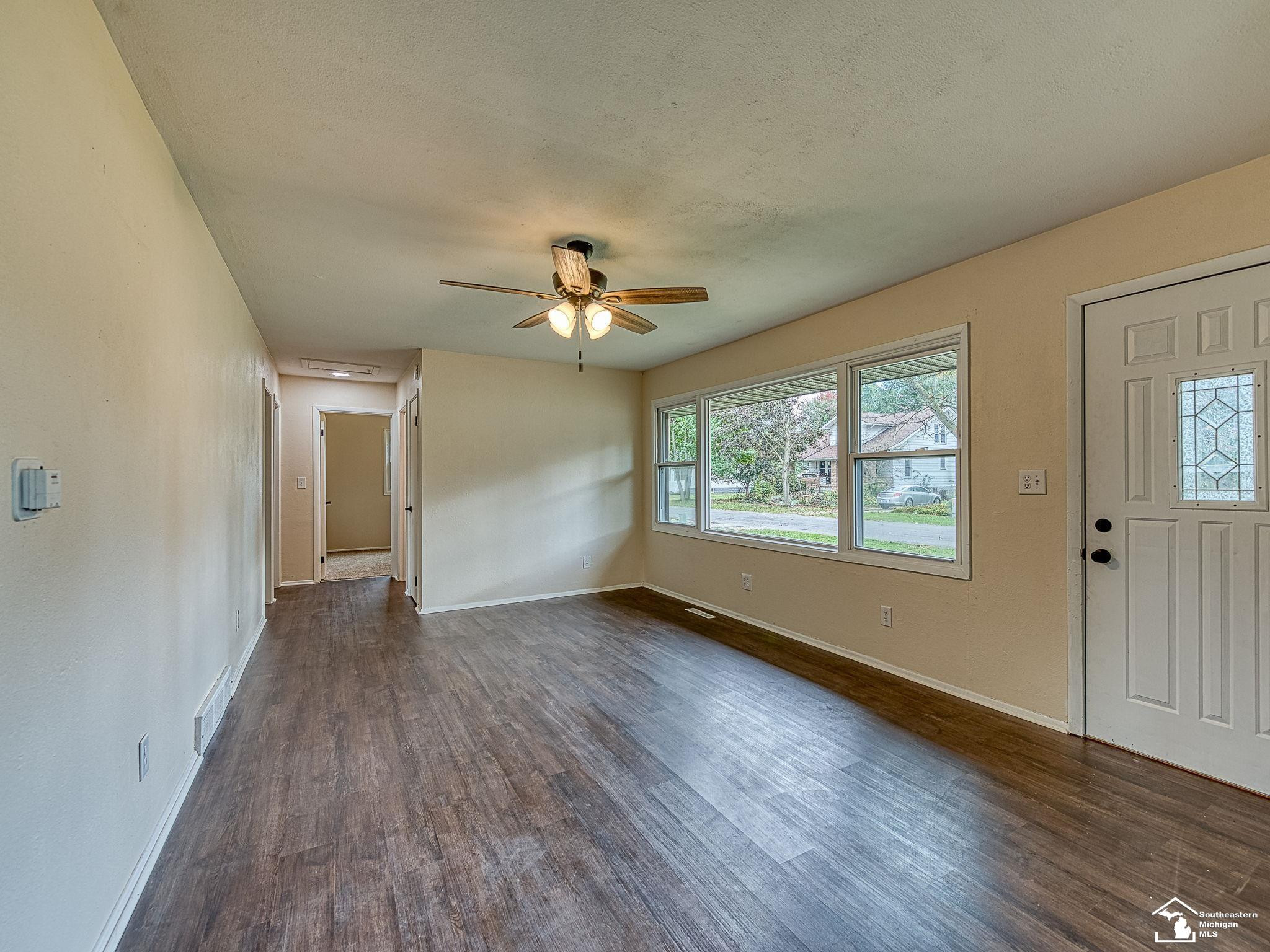 514 Worth, Blissfield, MI 49228 — Photo 3