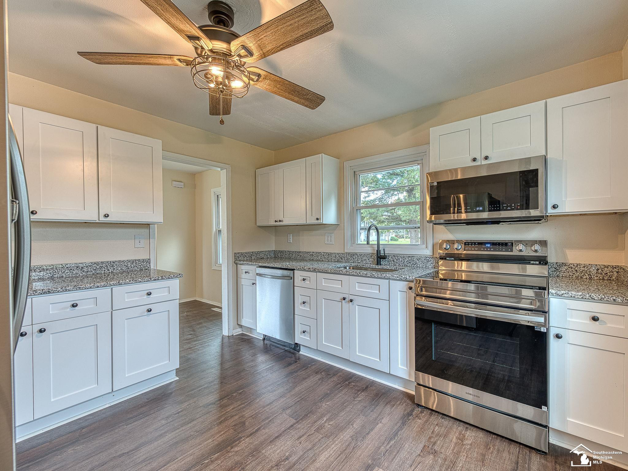 514 Worth, Blissfield, MI 49228 — Photo 8