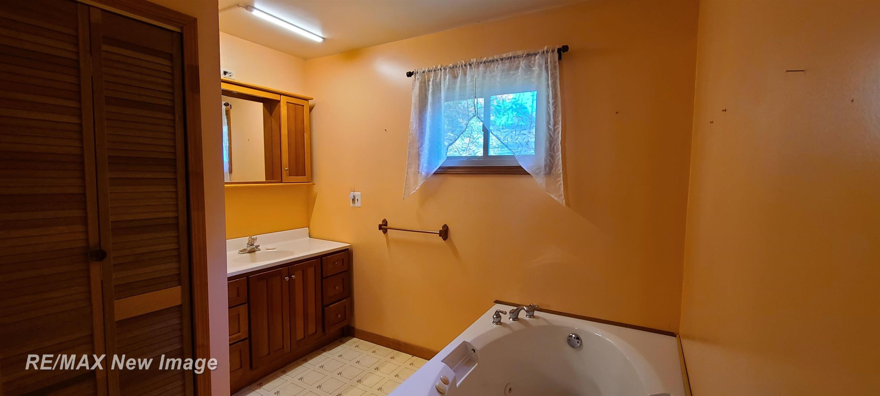 840 W Belle Avenue, Saint Charles, MI 48655 — Photo 11