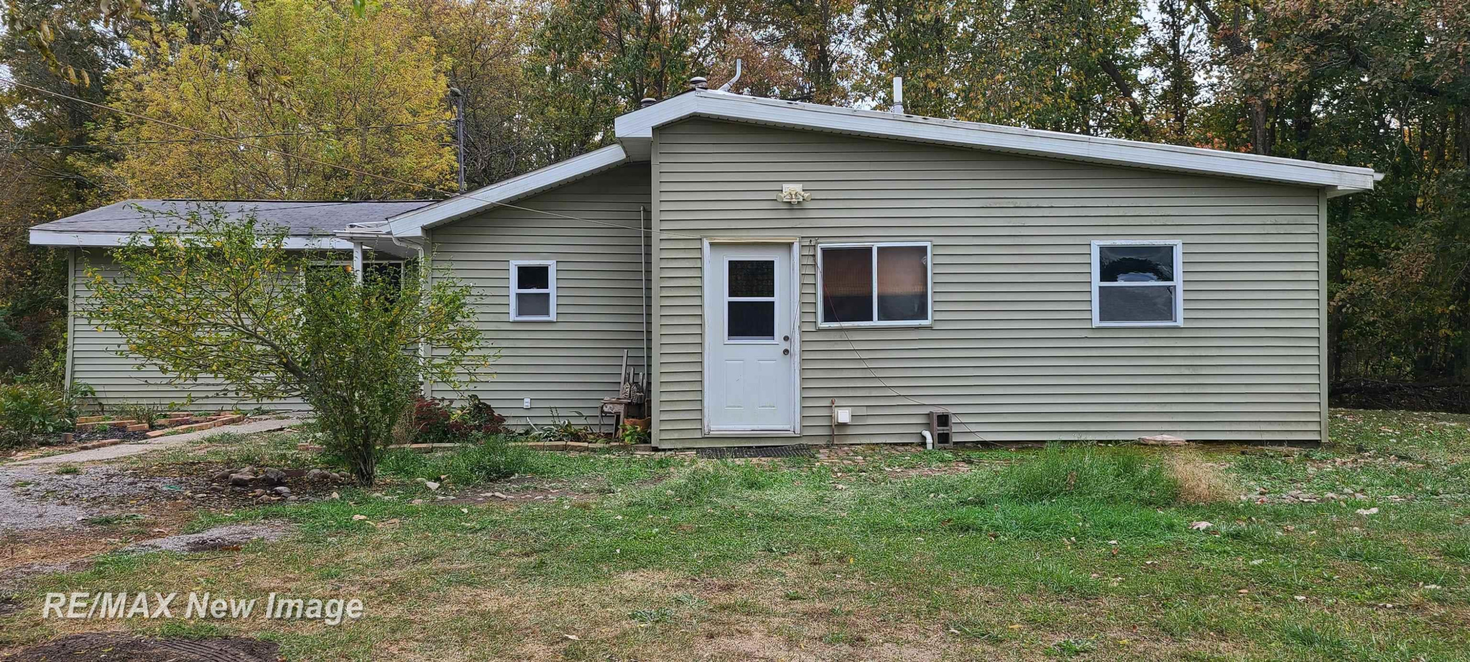 5048 S Orr Road, Saint Charles, MI 48655 — Photo 3