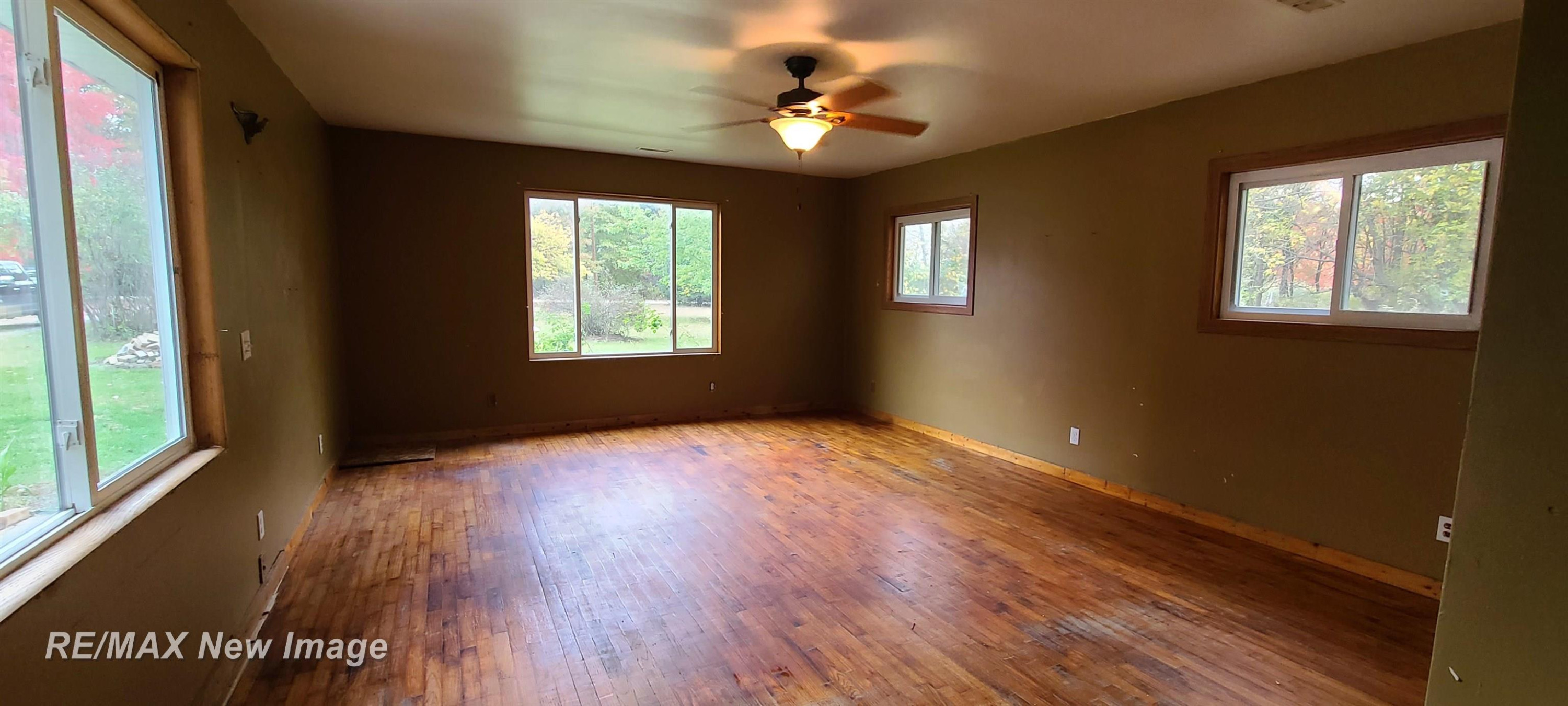 5048 S Orr Road, Saint Charles, MI 48655 — Photo 4