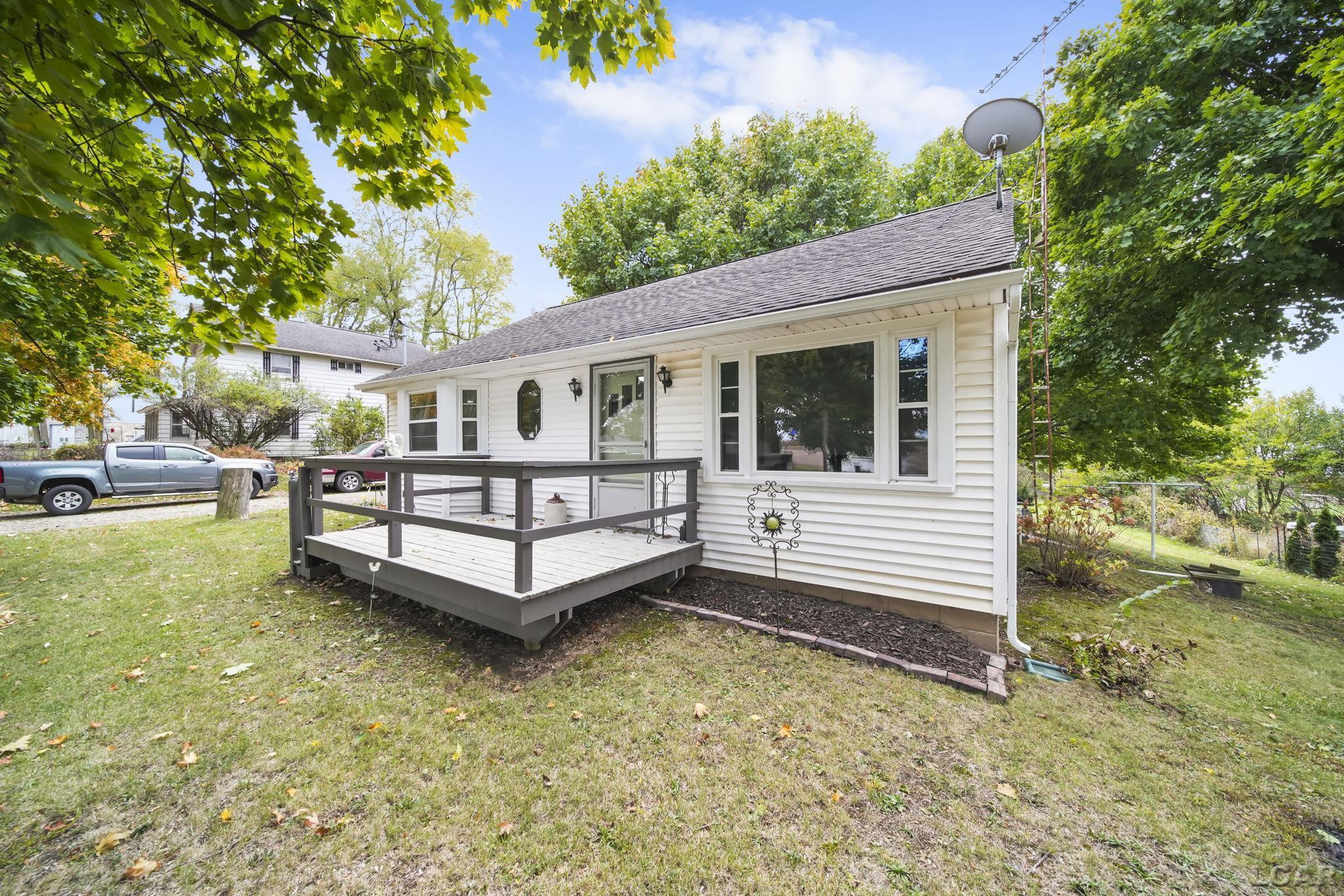 9859 Stoddard, Adrian, MI 49221 — Photo 3
