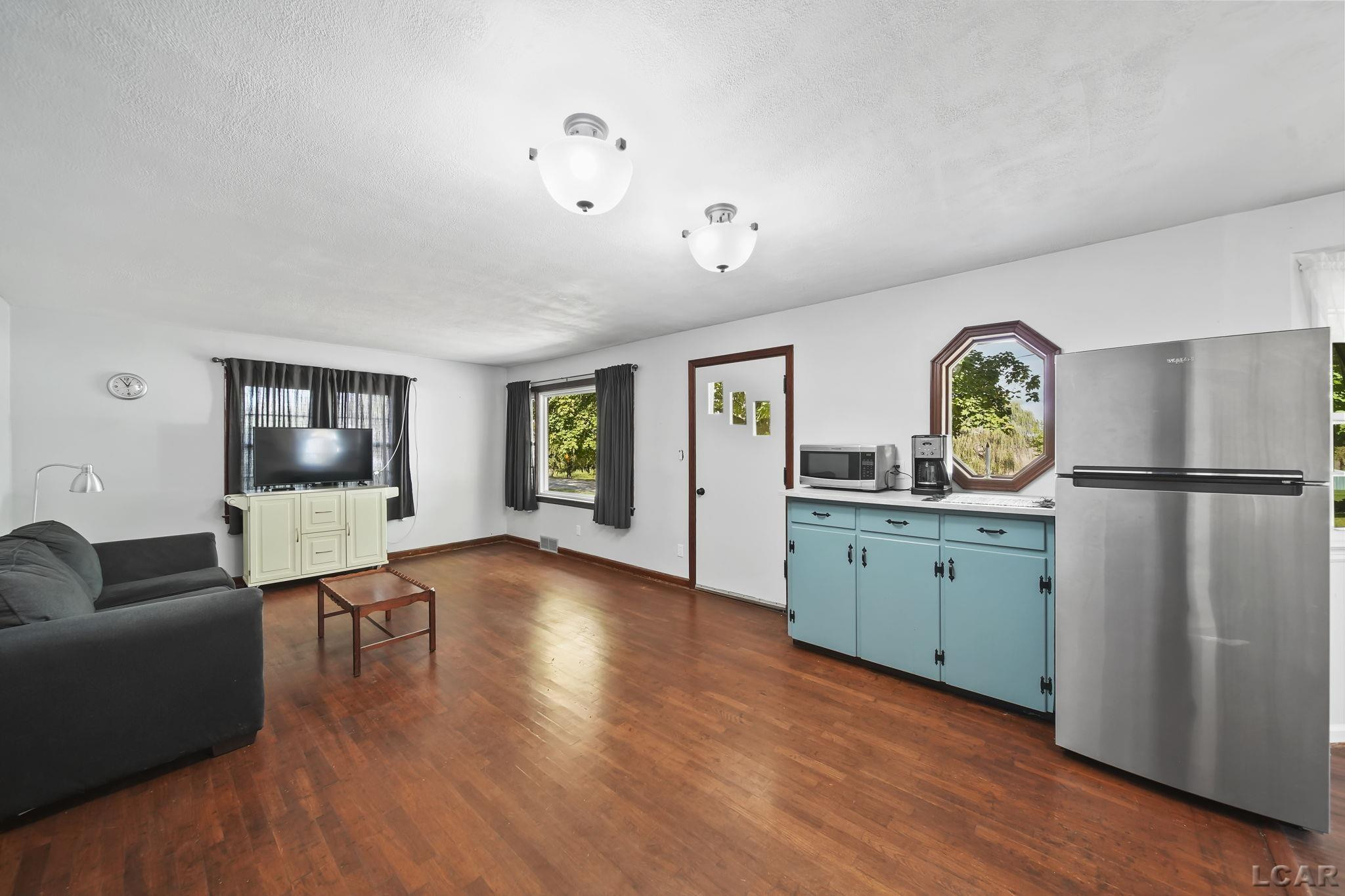 9859 Stoddard, Adrian, MI 49221 — Photo 5