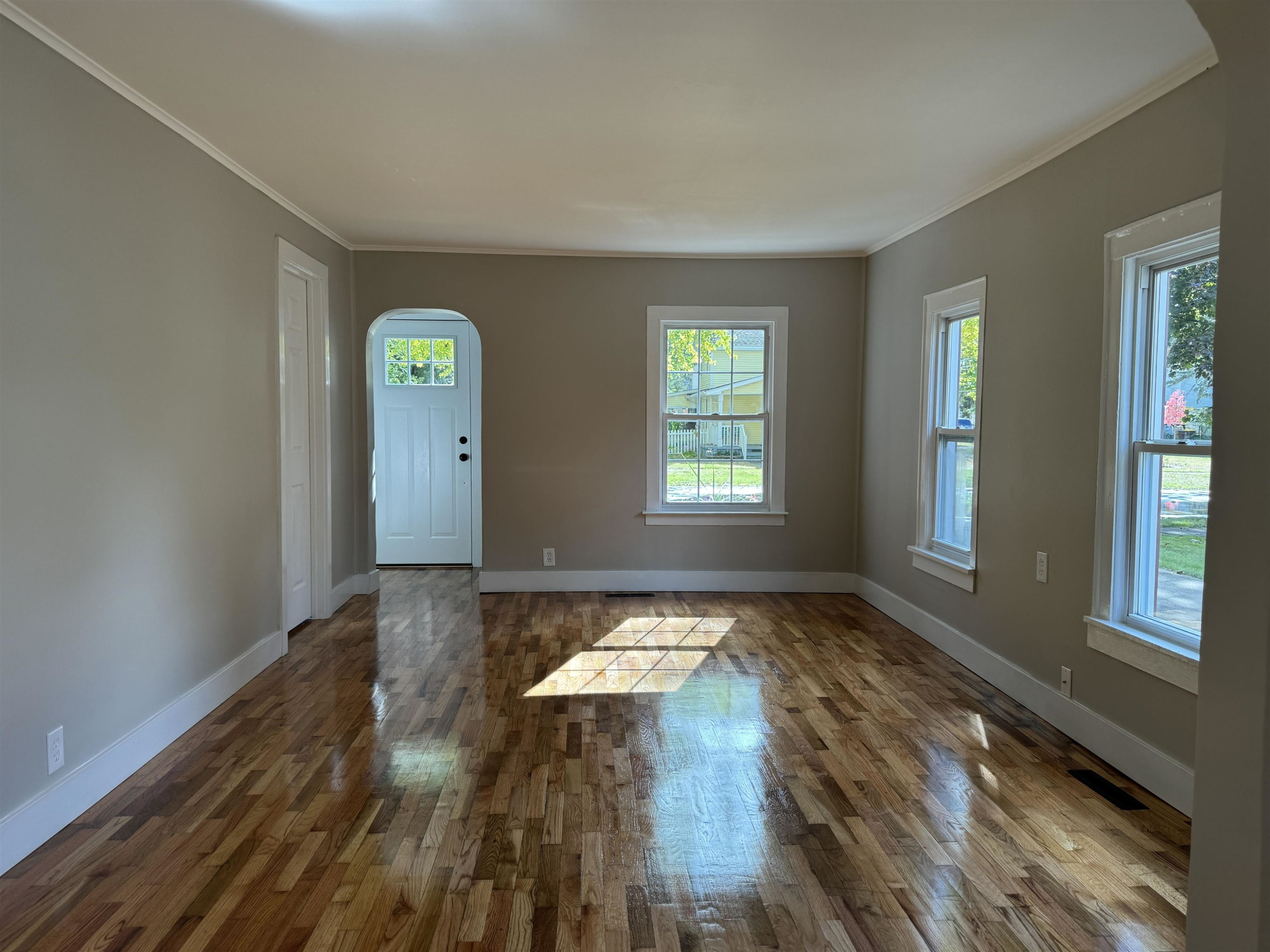 520 South, Chesaning, MI 48616 — Photo 9