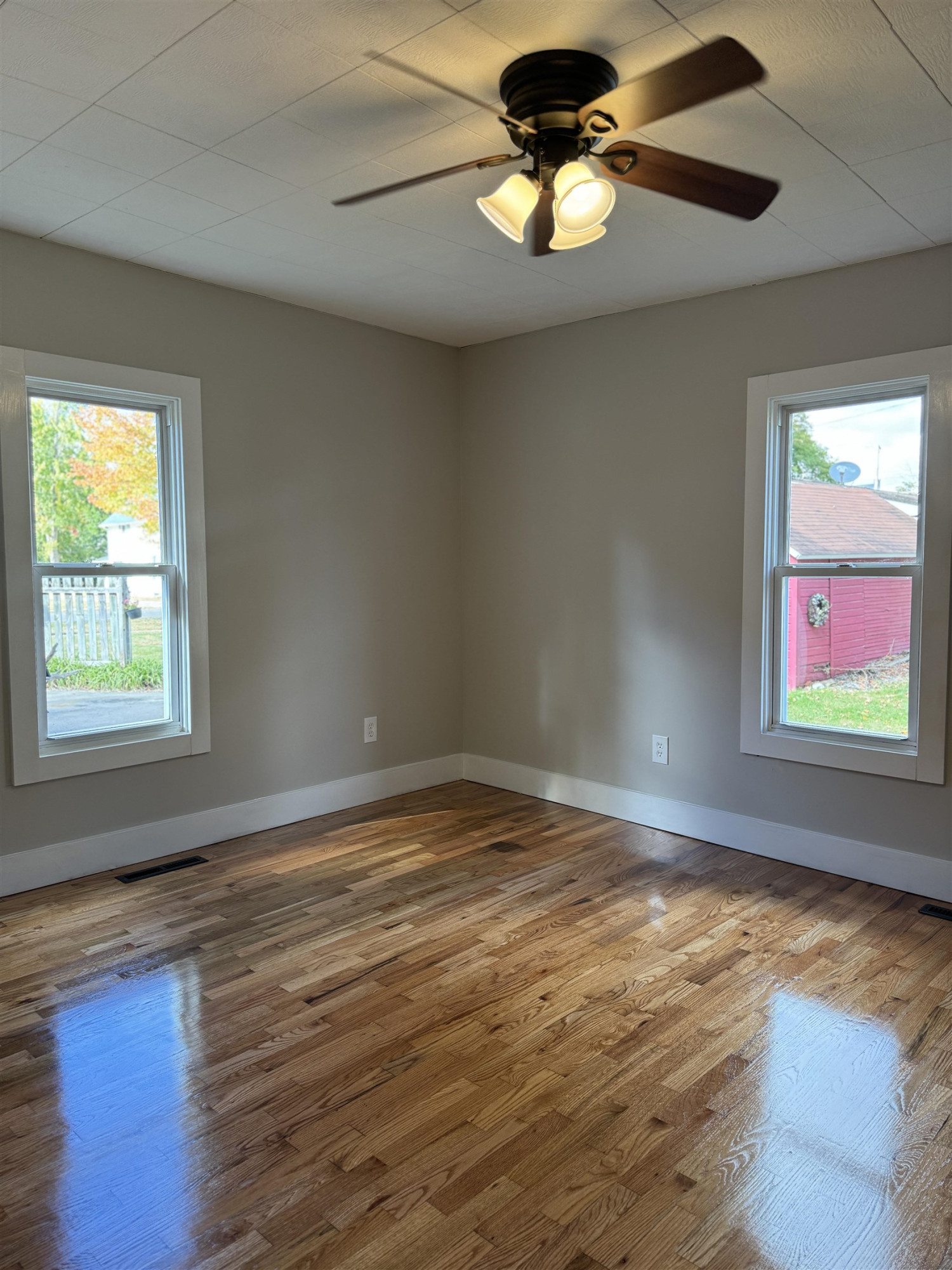 520 South, Chesaning, MI 48616 — Photo 13