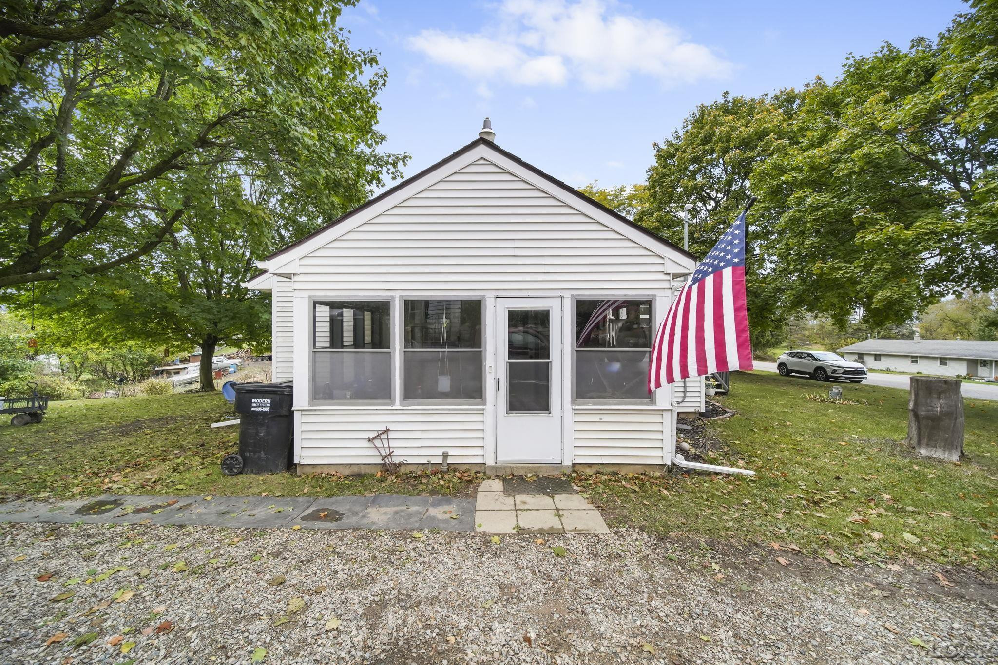 9859 Stoddard, Adrian, MI 49221 — Photo 20