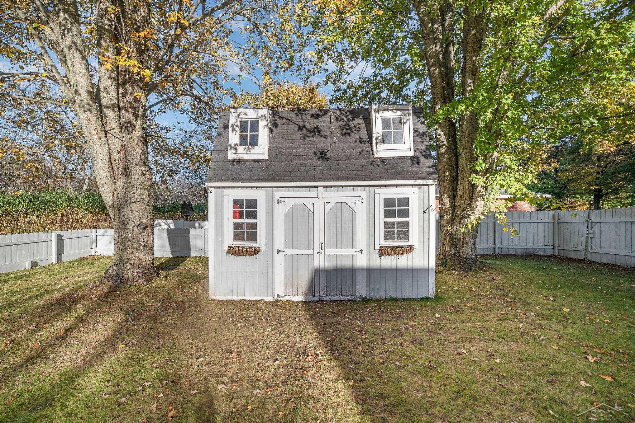 1128 W Walnut Street, Saint Charles, MI 48655 — Photo 30