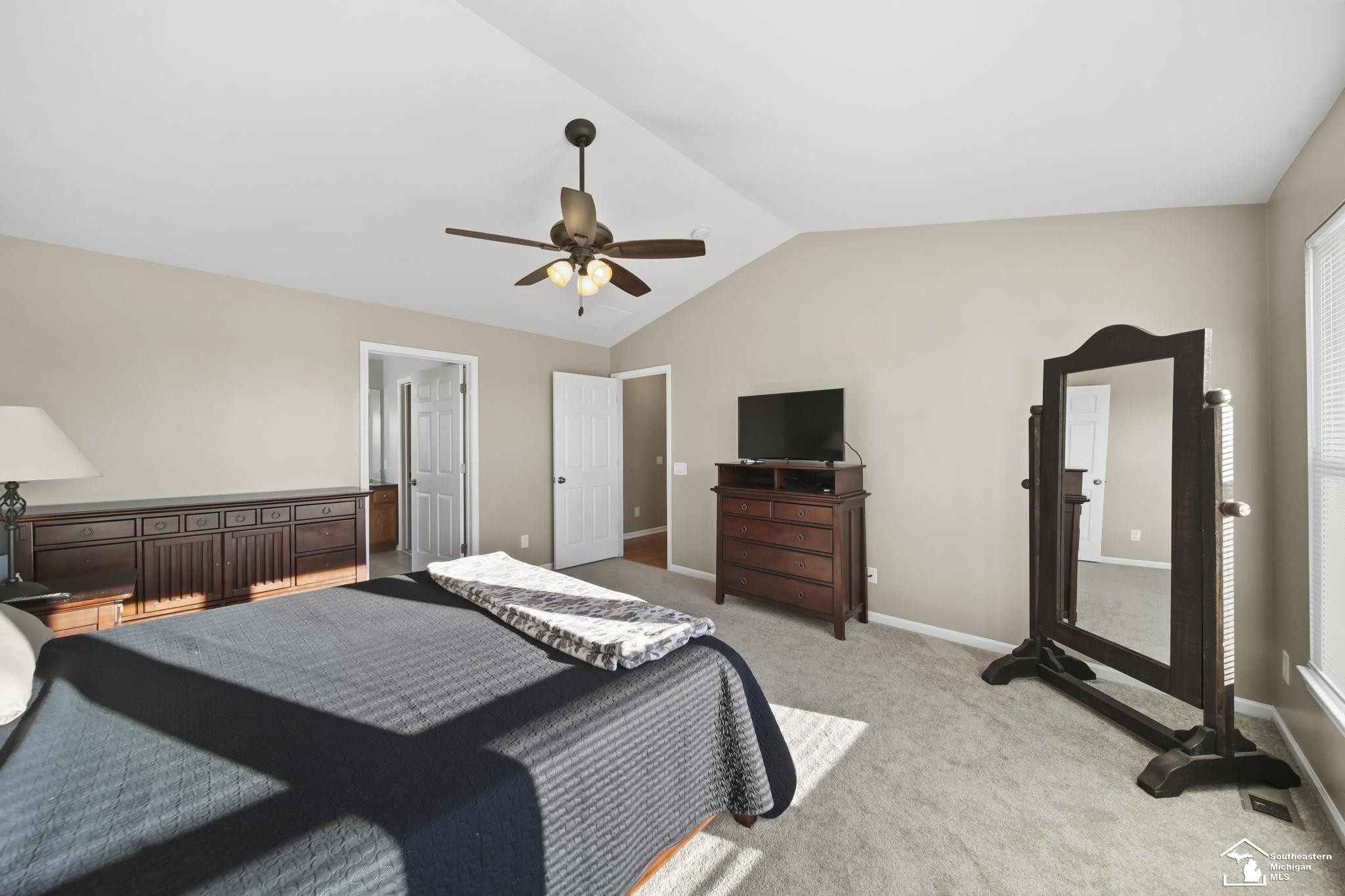 7044 Berwick, Ypsilanti, MI 48197 — Photo 25