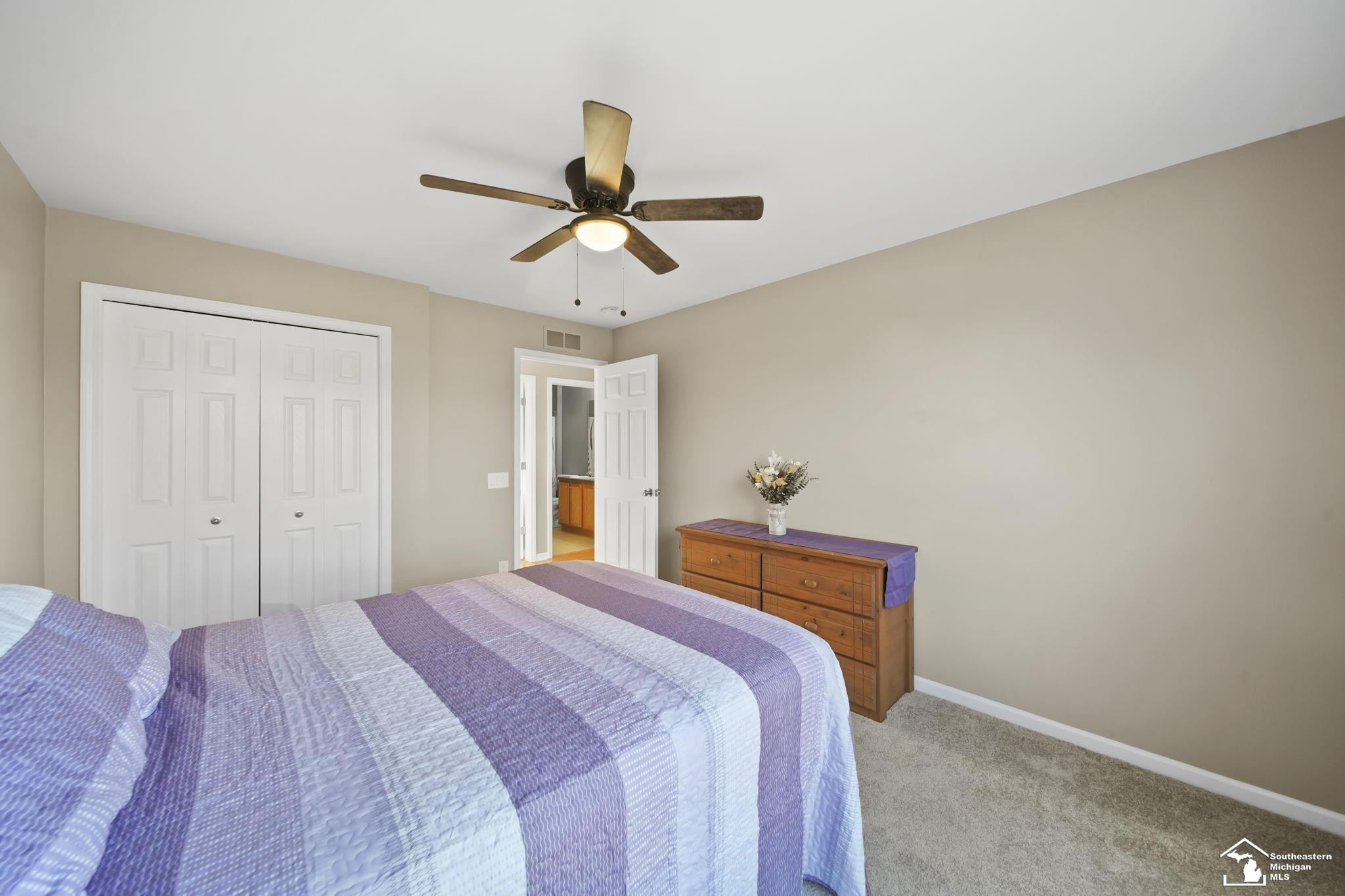7044 Berwick, Ypsilanti, MI 48197 — Photo 34
