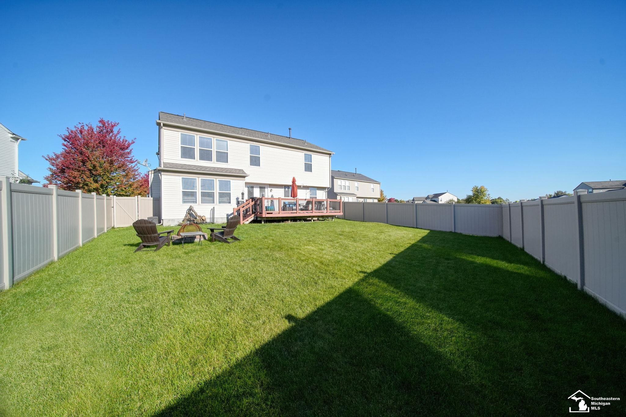 7044 Berwick, Ypsilanti, MI 48197 — Photo 46