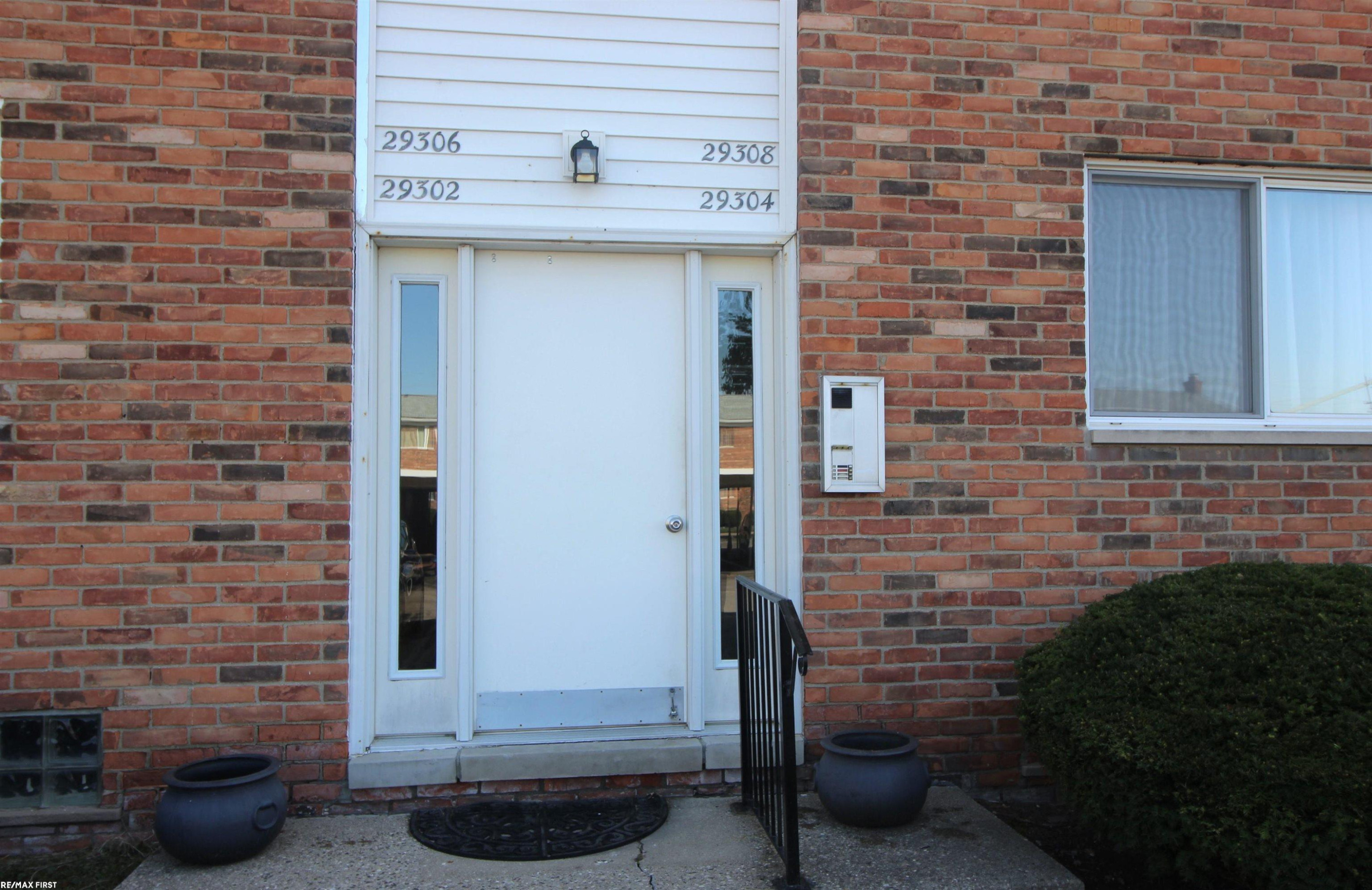 29306 Hoover Road, Warren, MI 48093 — Photo 2