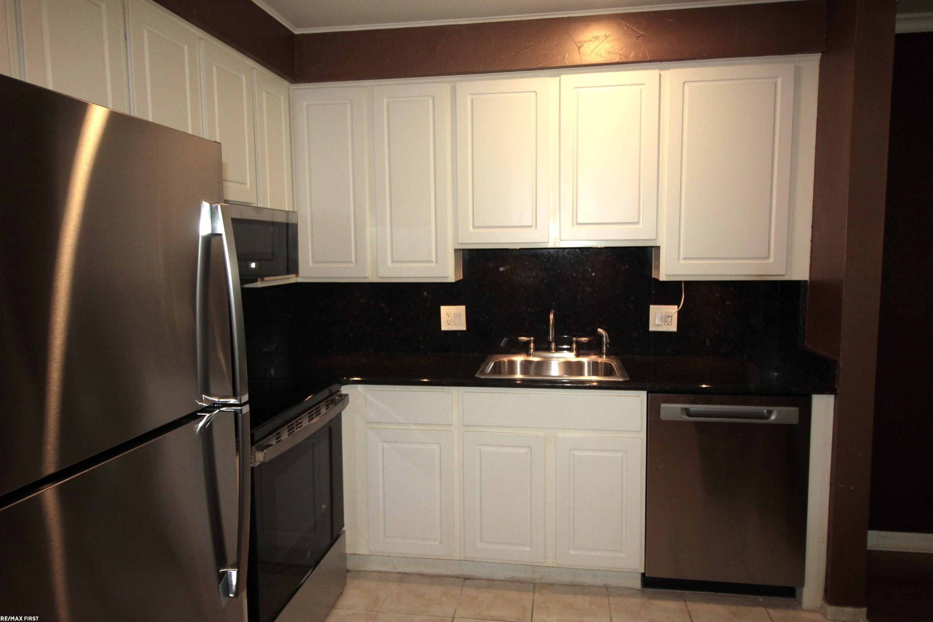 29306 Hoover Road, Warren, MI 48093 — Photo 7