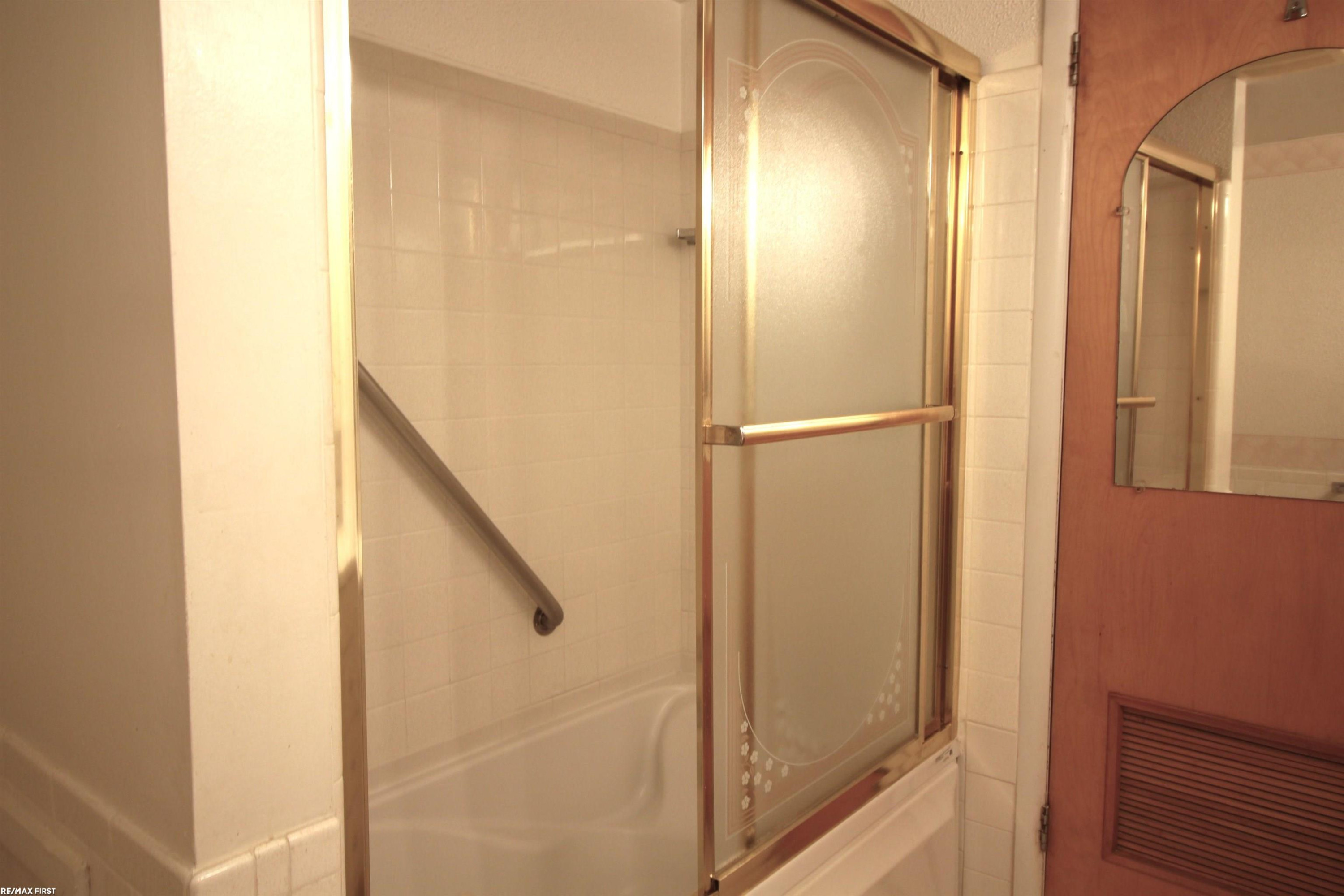 29306 Hoover Road, Warren, MI 48093 — Photo 13