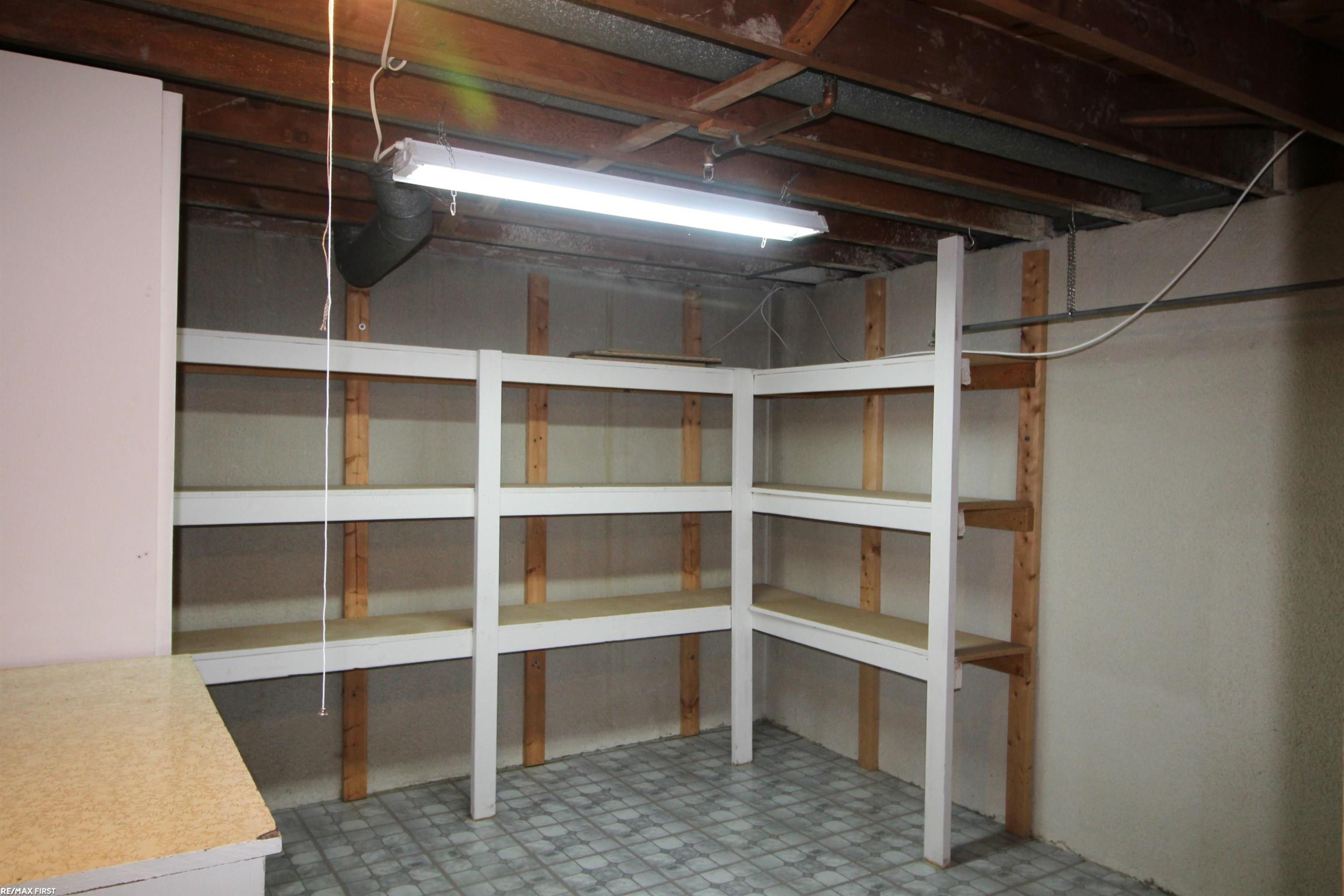 29306 Hoover Road, Warren, MI 48093 — Photo 17