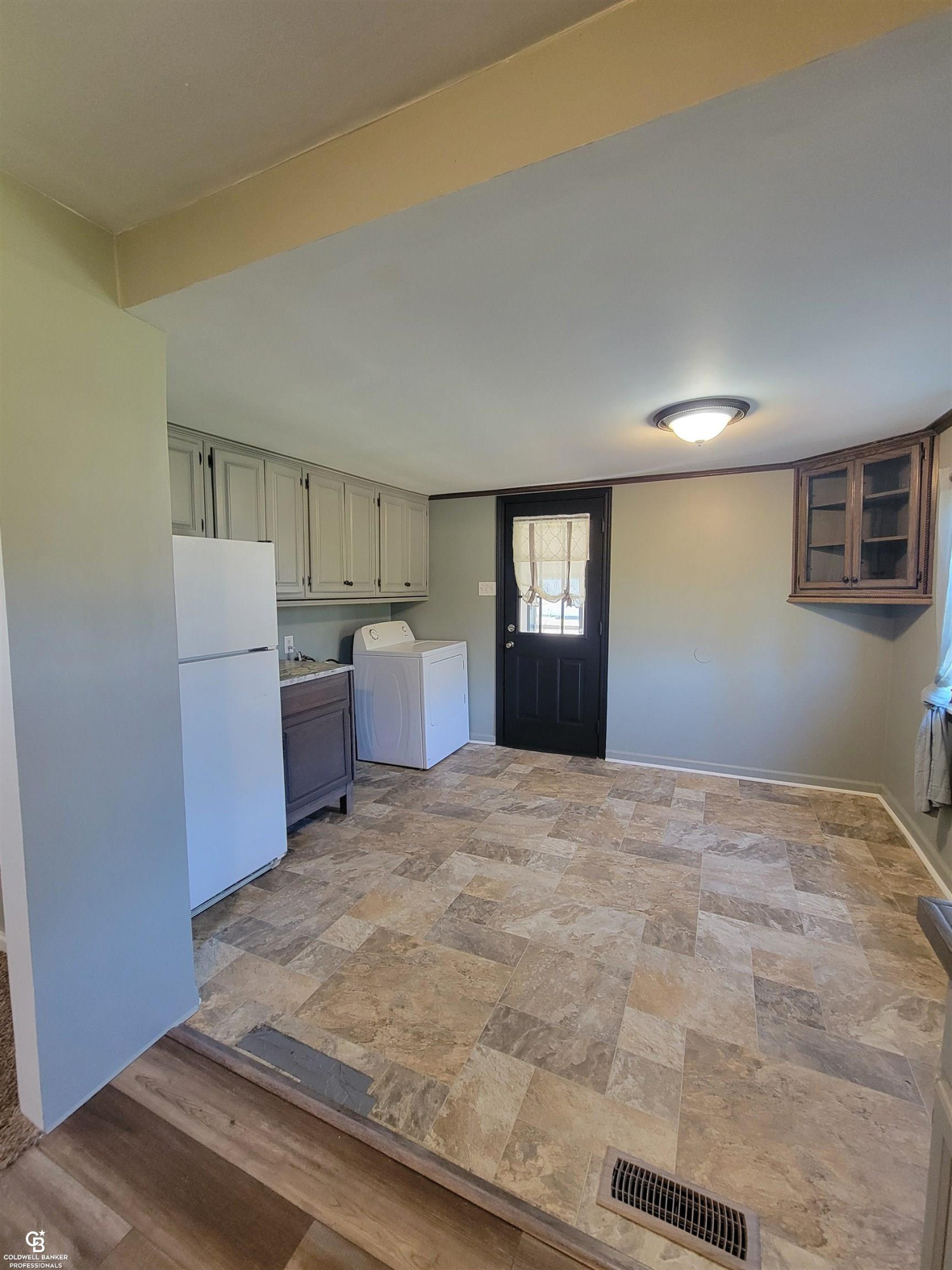 8191 Duquette Road, Yale, MI 48097 — Photo 12