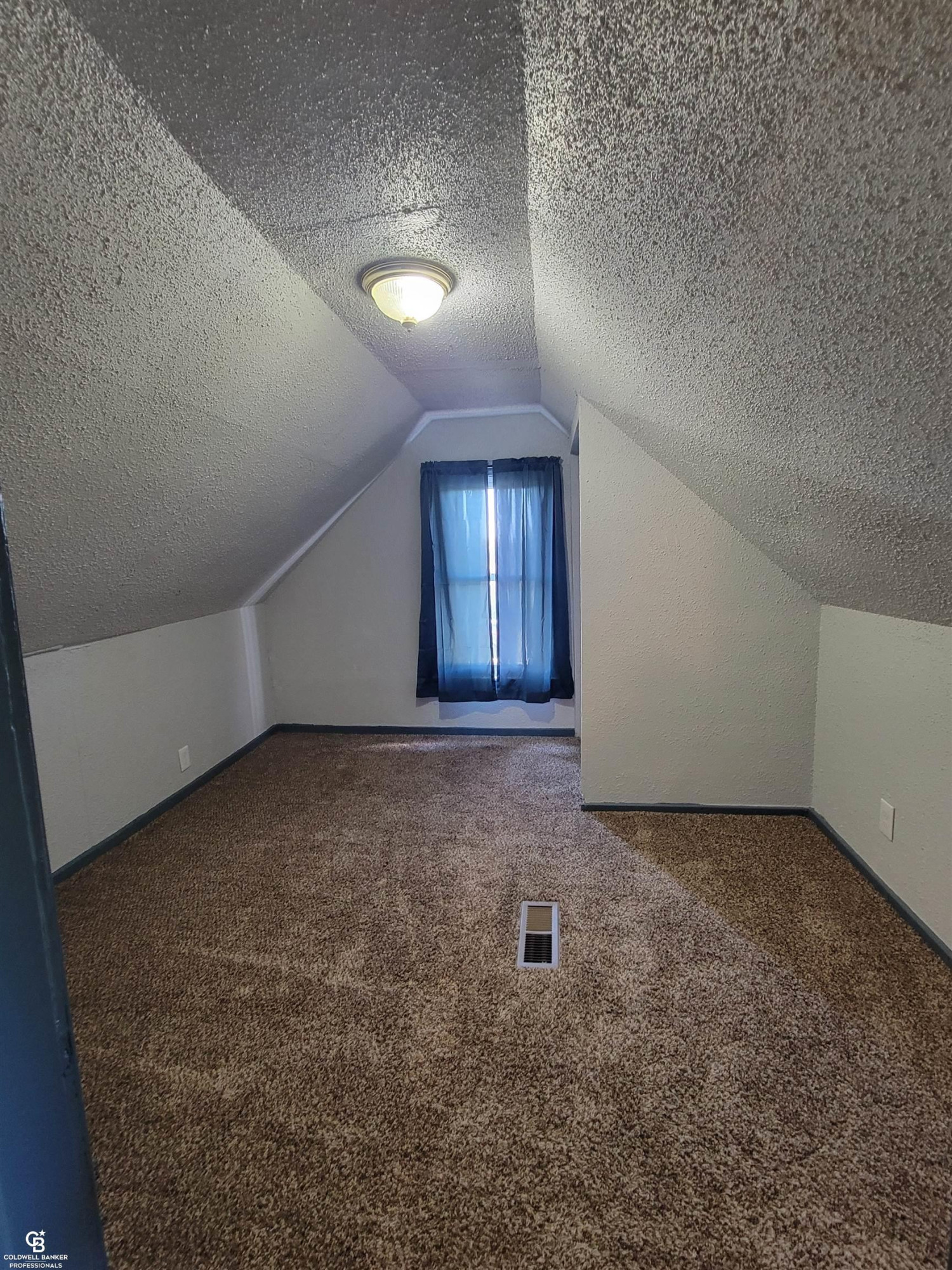 8191 Duquette Road, Yale, MI 48097 — Photo 26