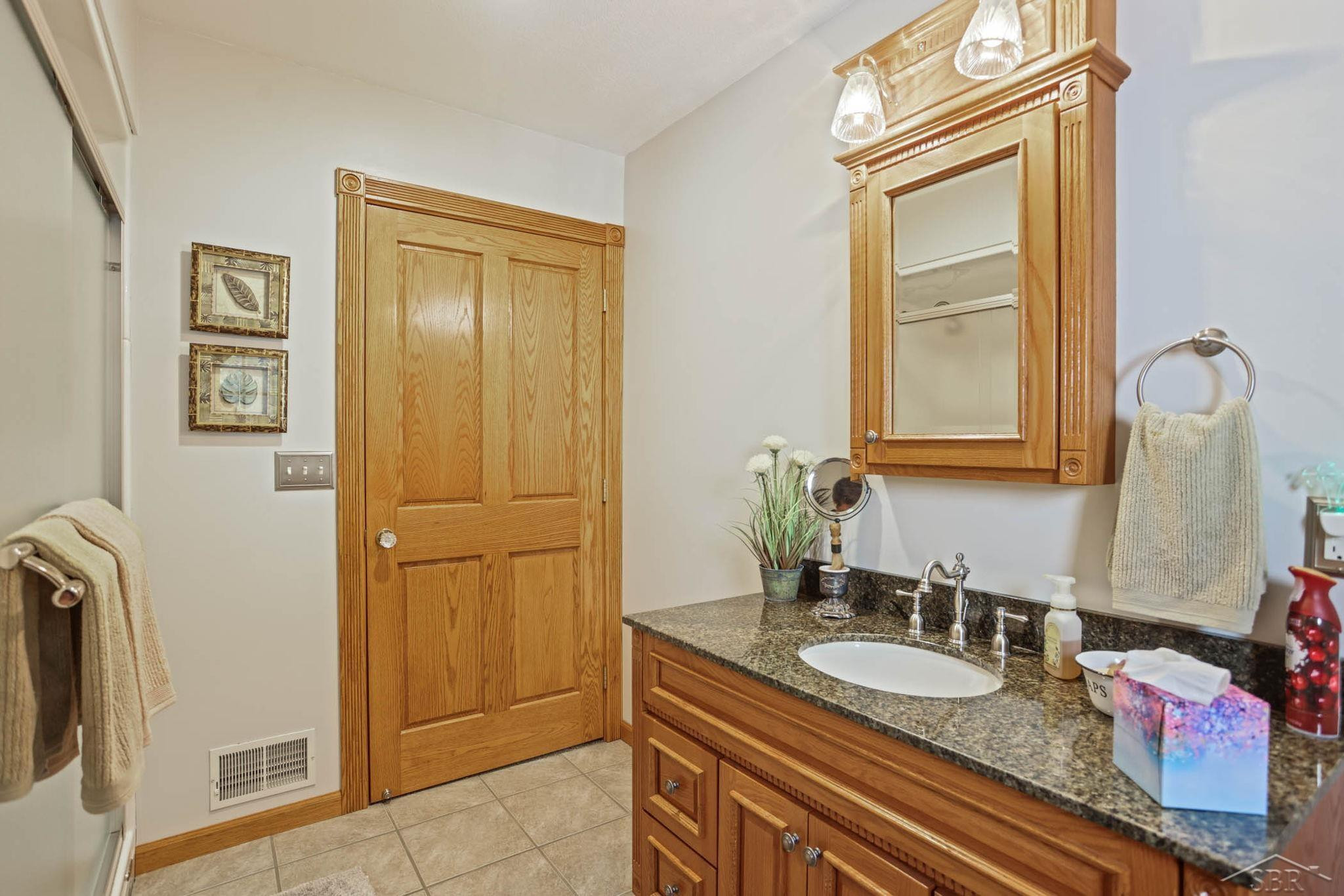 2705 S Fordney Road, Hemlock, MI 48626 — Photo 28