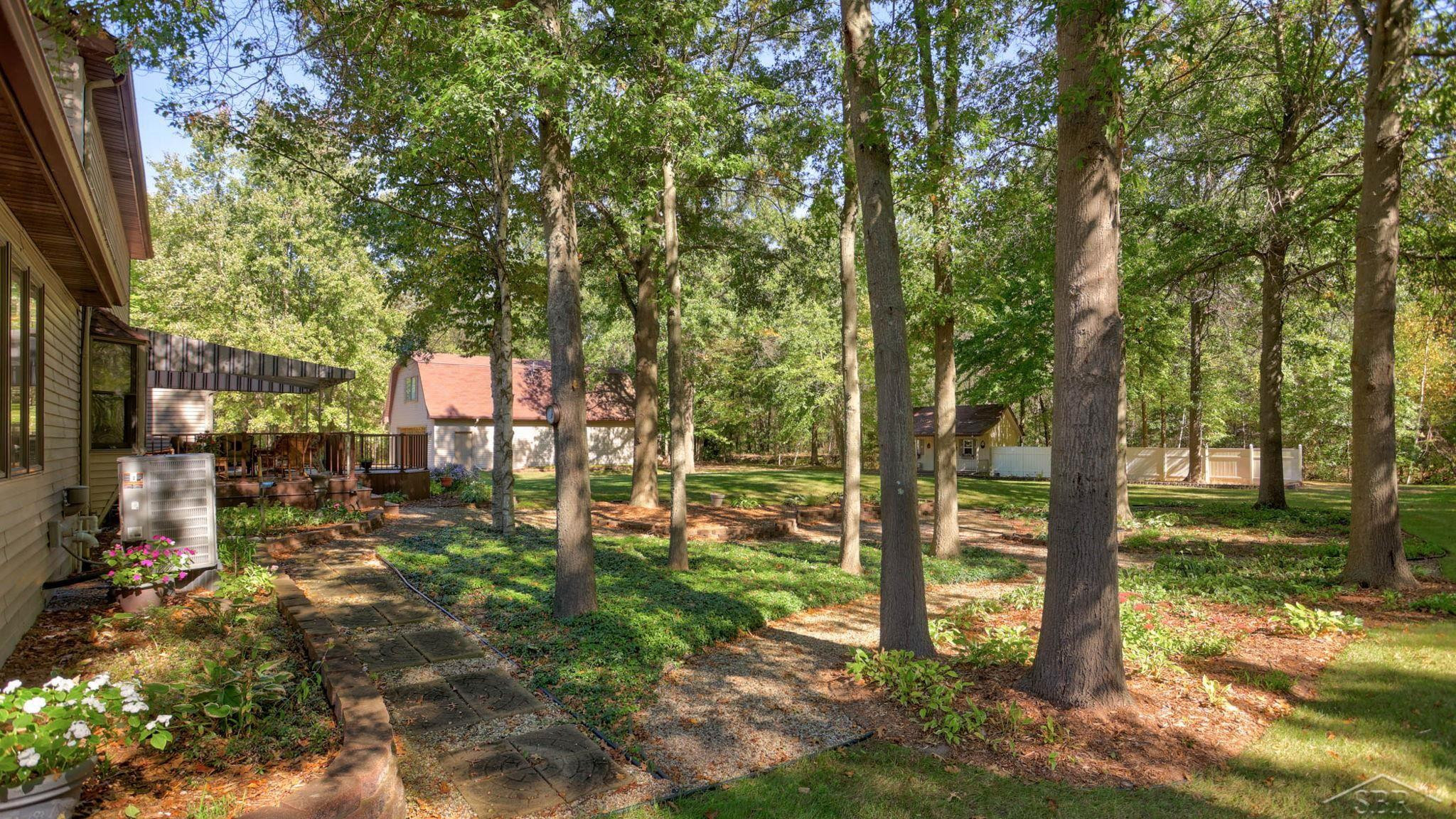 2705 S Fordney Road, Hemlock, MI 48626 — Photo 57