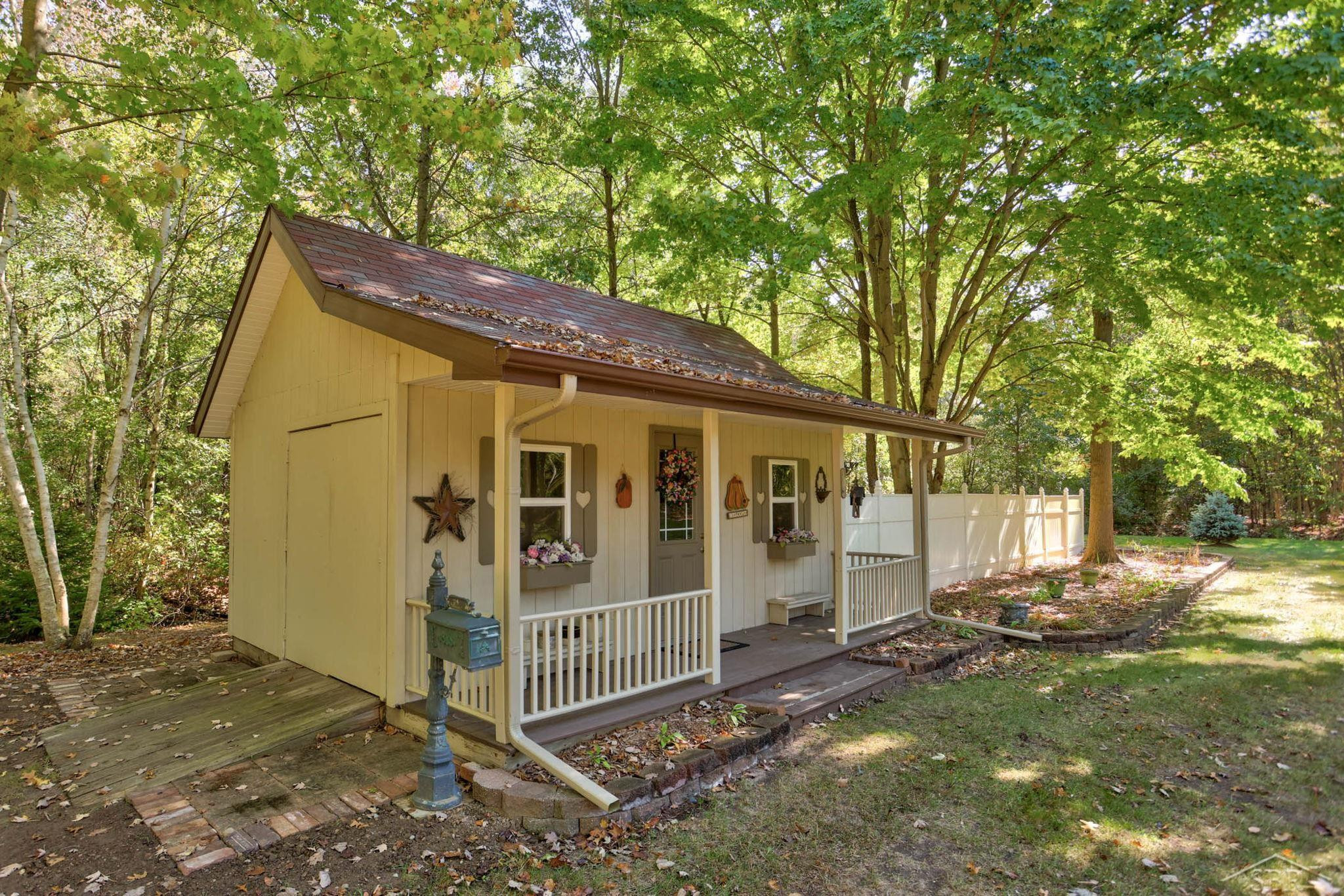 2705 S Fordney Road, Hemlock, MI 48626 — Photo 58