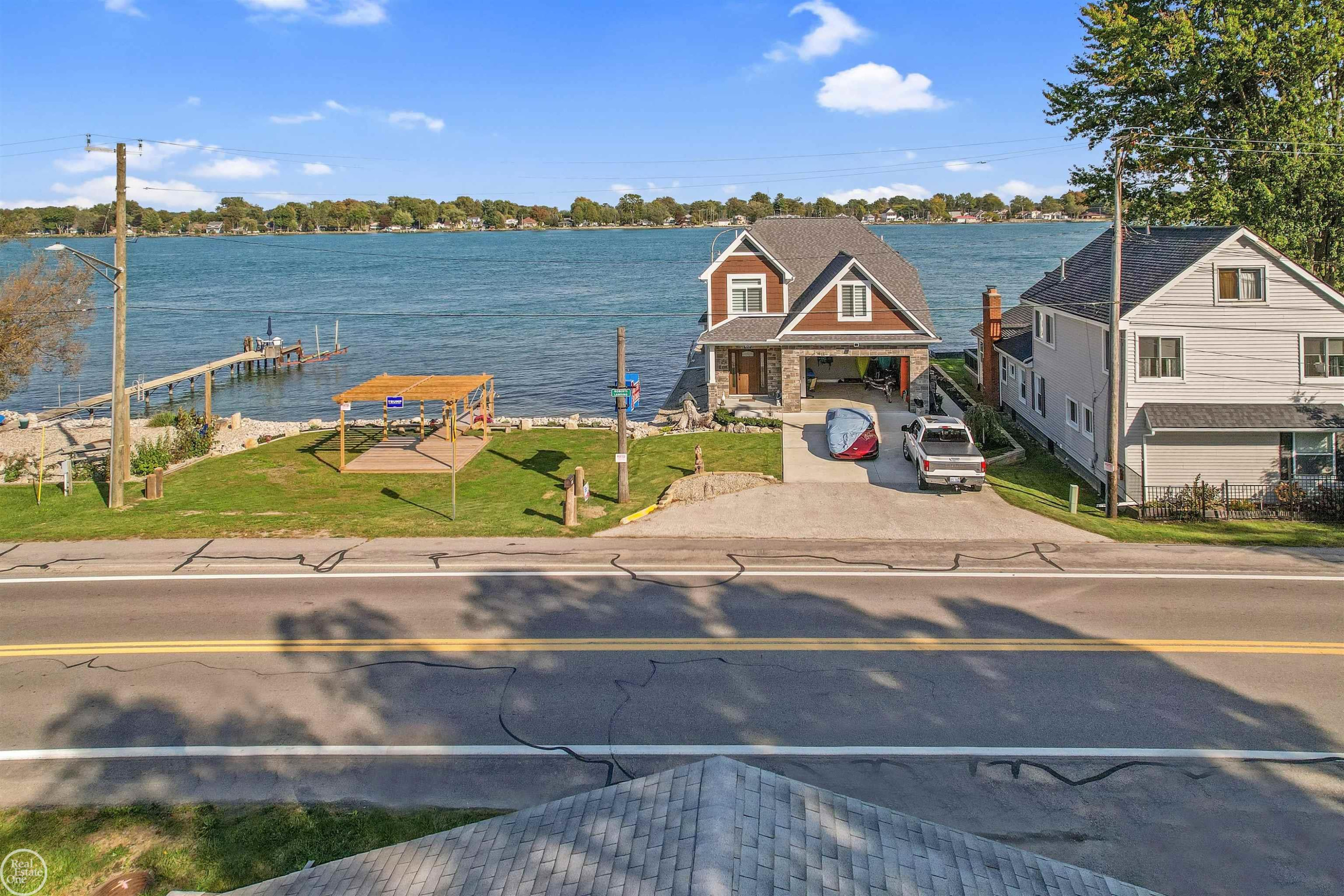 8540 River Road, MI — Photo 3