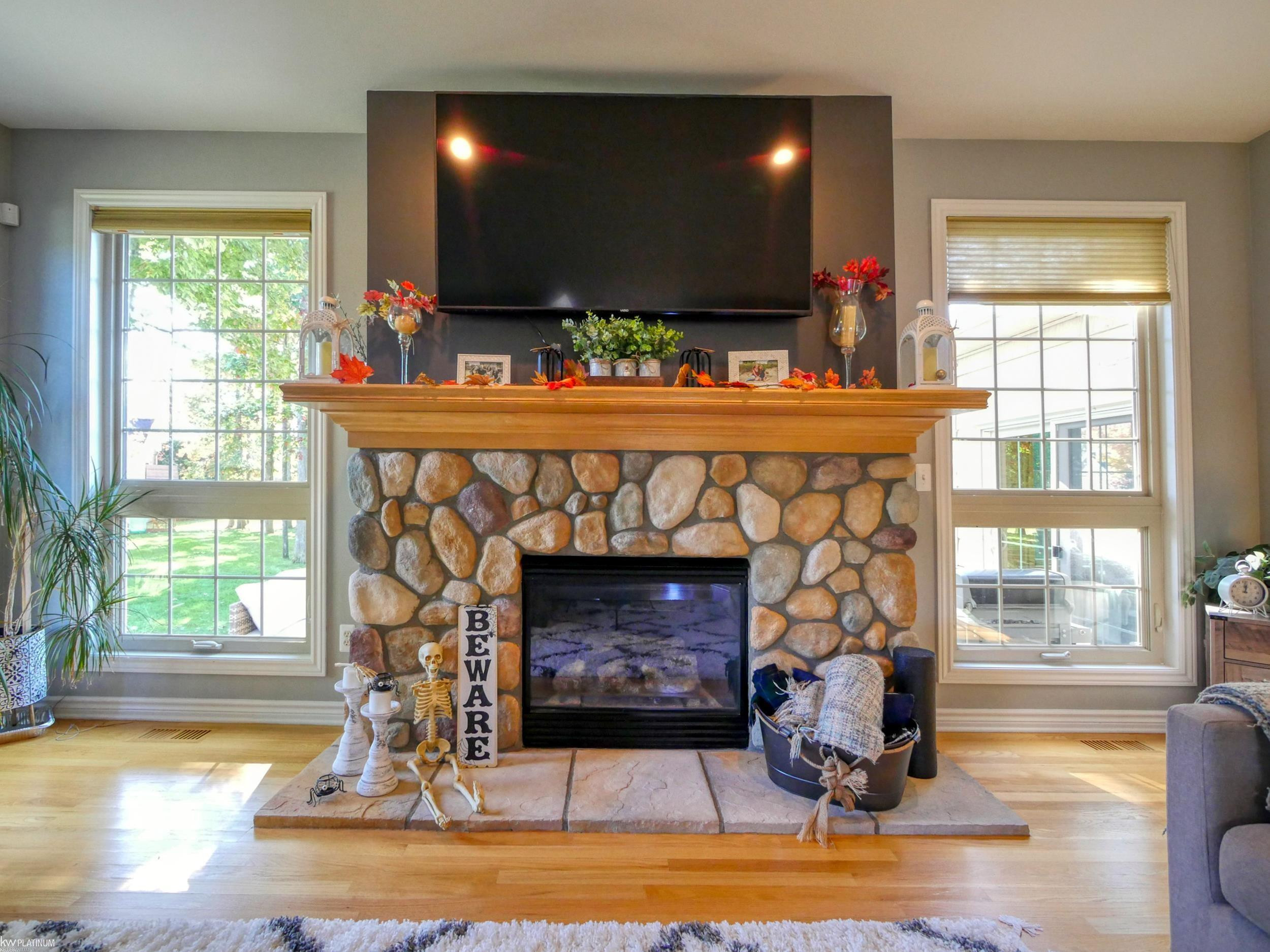 3405 Round Tree Street, MI — Photo 11