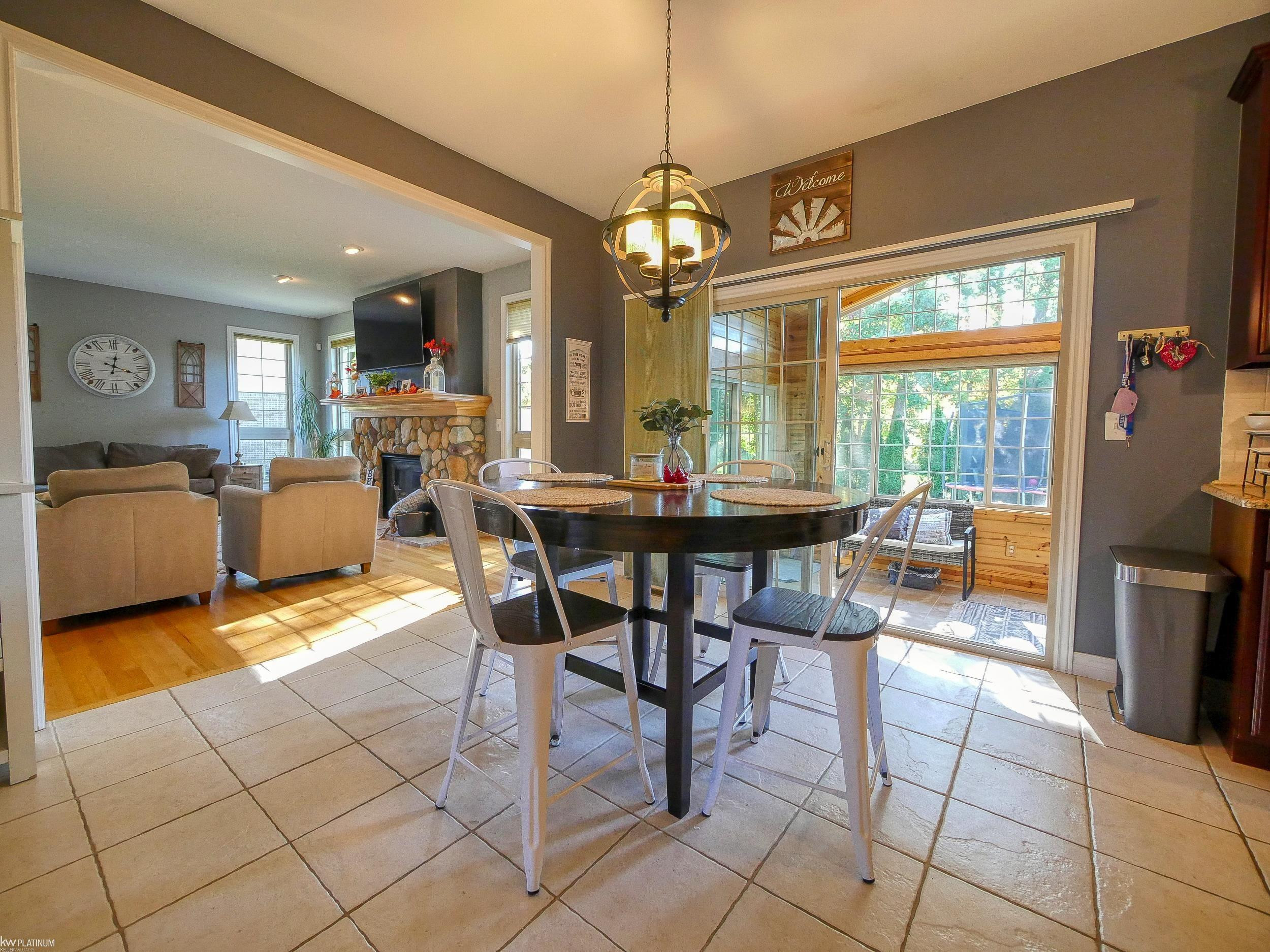3405 Round Tree Street, MI — Photo 16