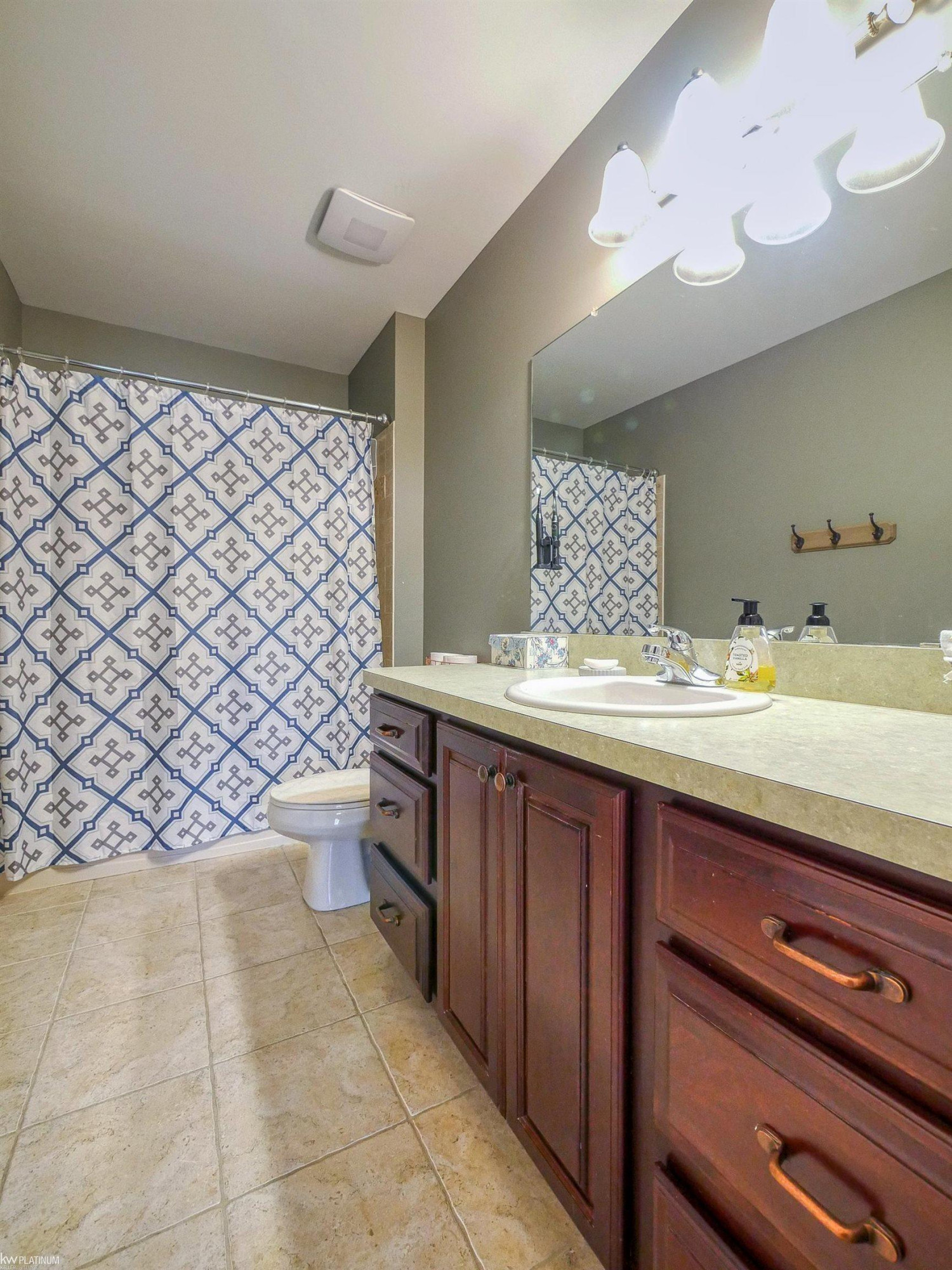 3405 Round Tree Street, MI — Photo 38