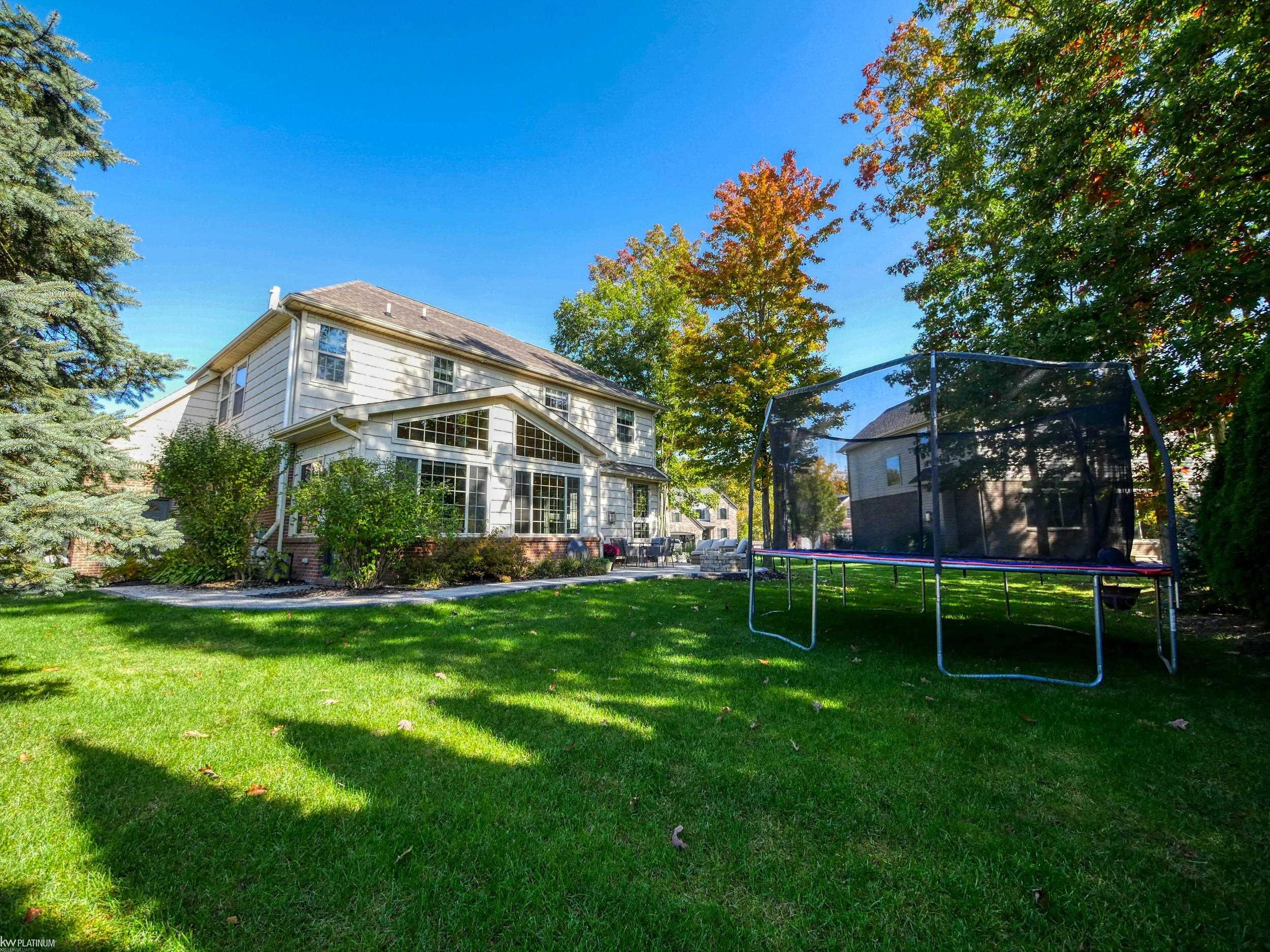3405 Round Tree Street, MI — Photo 47