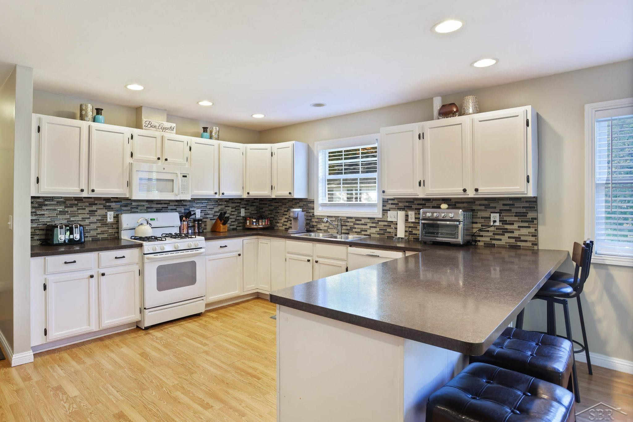 6138 Trinklein Road, Saginaw, MI 48609 — Photo 9