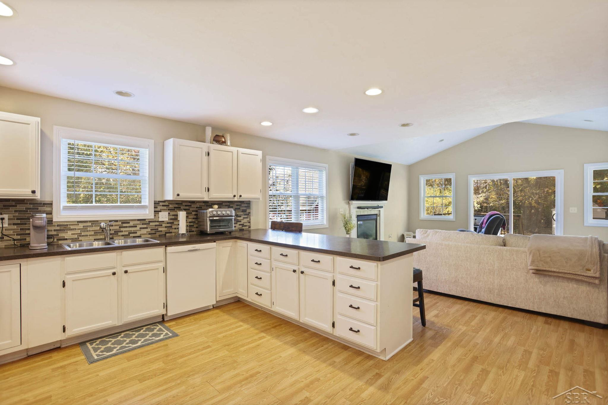 6138 Trinklein Road, Saginaw, MI 48609 — Photo 11