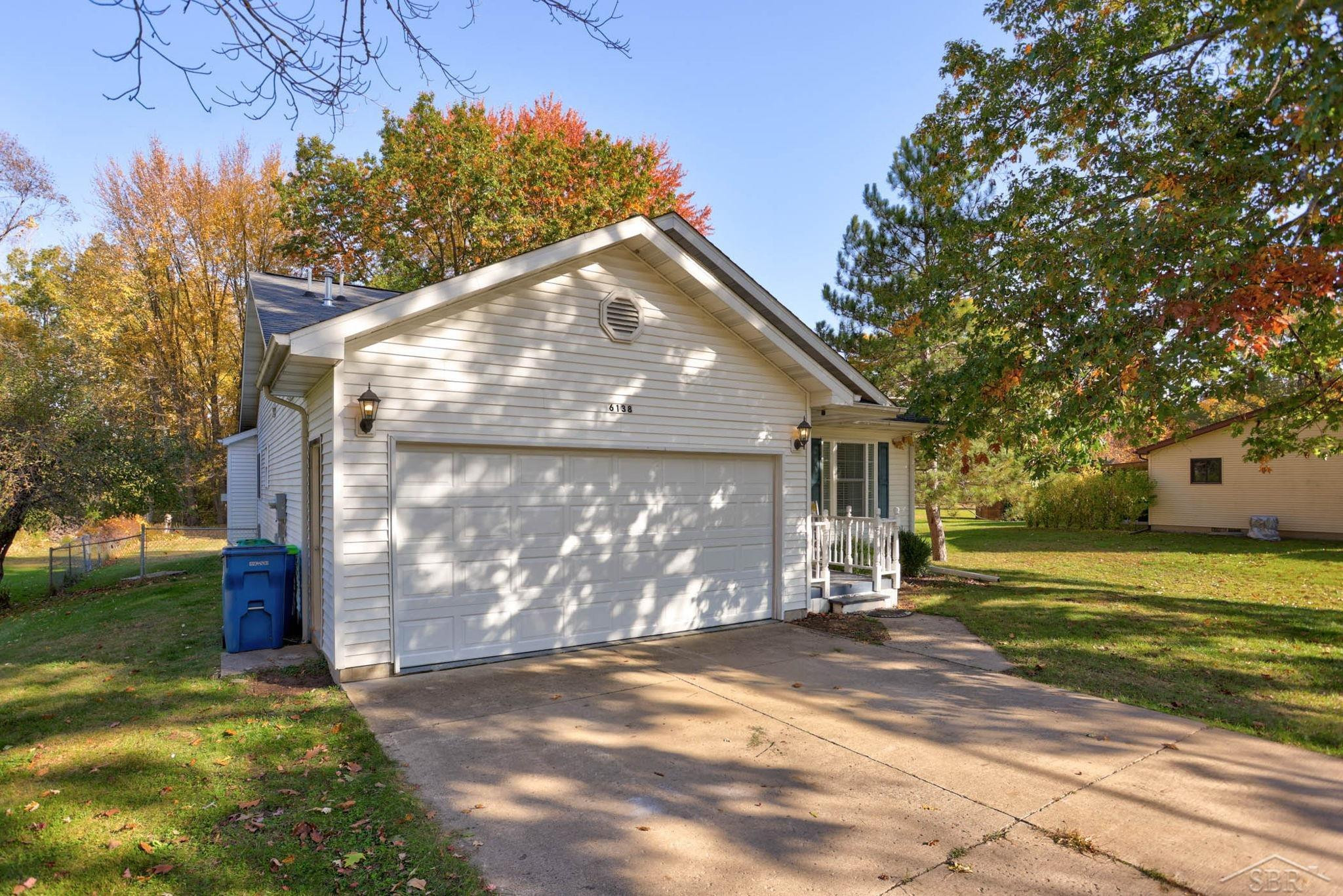 6138 Trinklein Road, Saginaw, MI 48609 — Photo 25