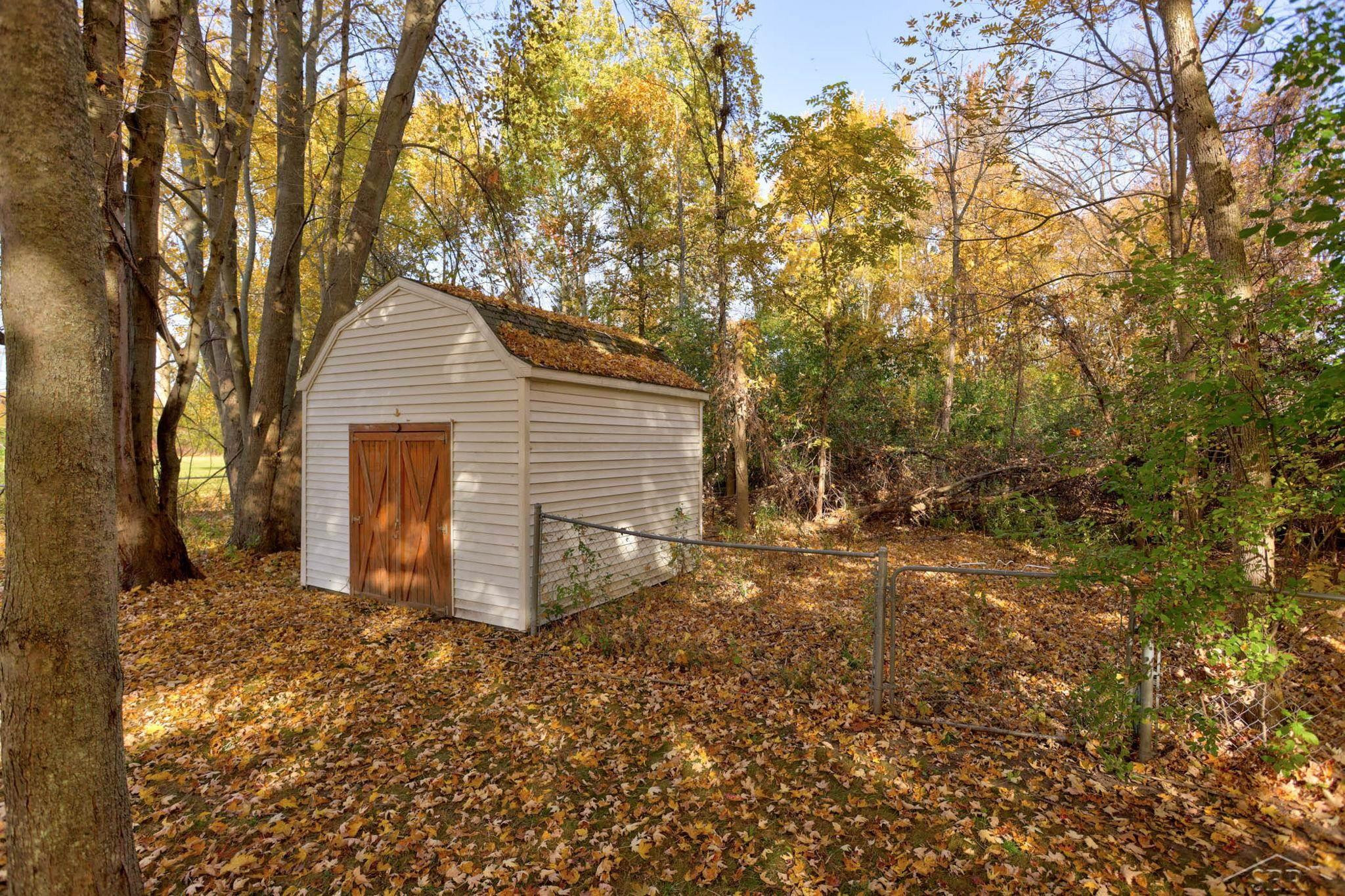 6138 Trinklein Road, Saginaw, MI 48609 — Photo 31