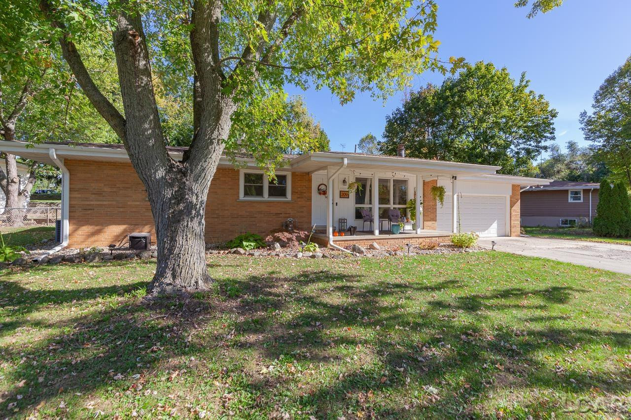 209 Sunset, Clinton, MI 49236 — front exterior