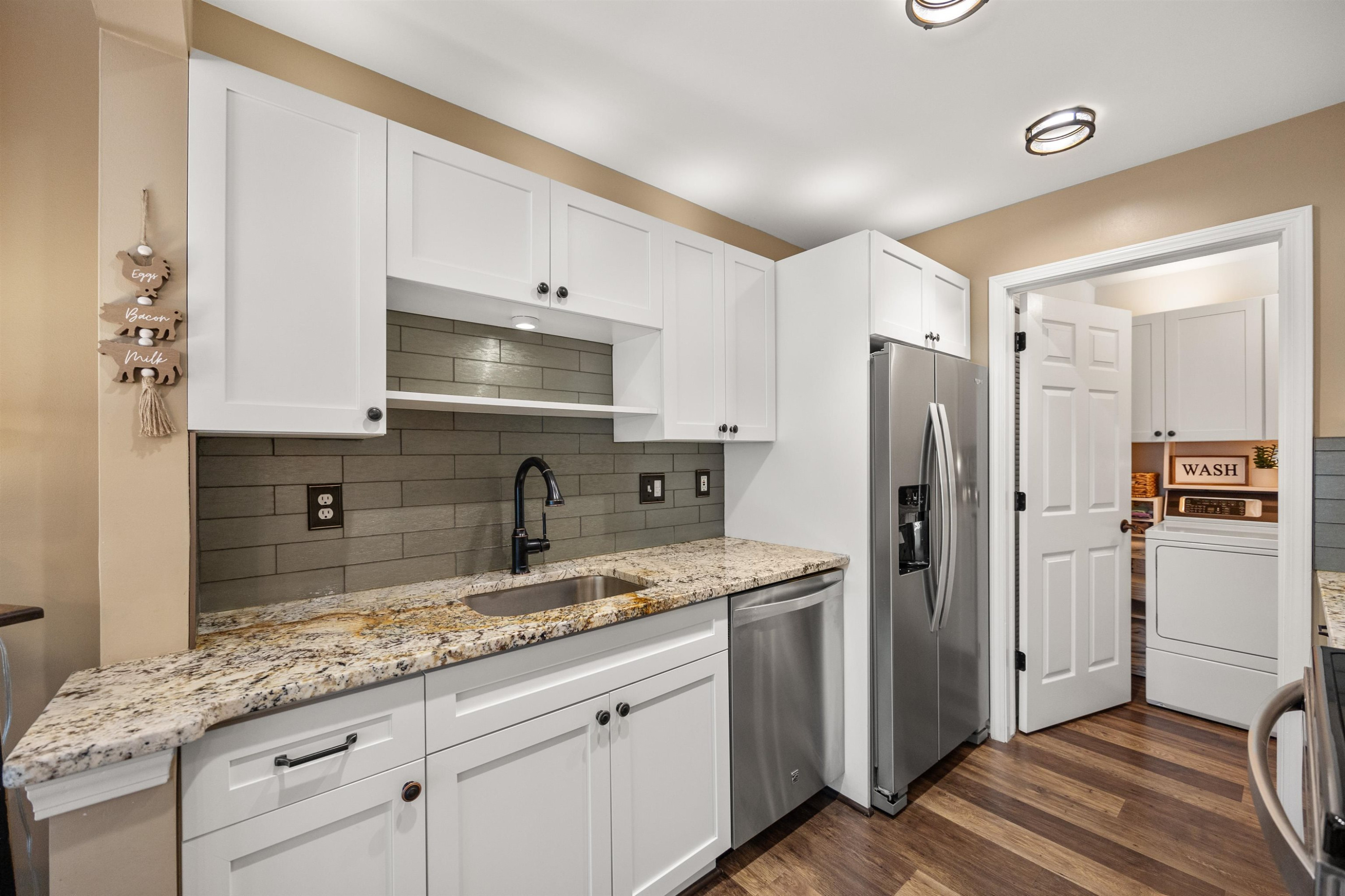 4424 Berkshire Drive, Sterling Heights, MI 48314 — Photo 8