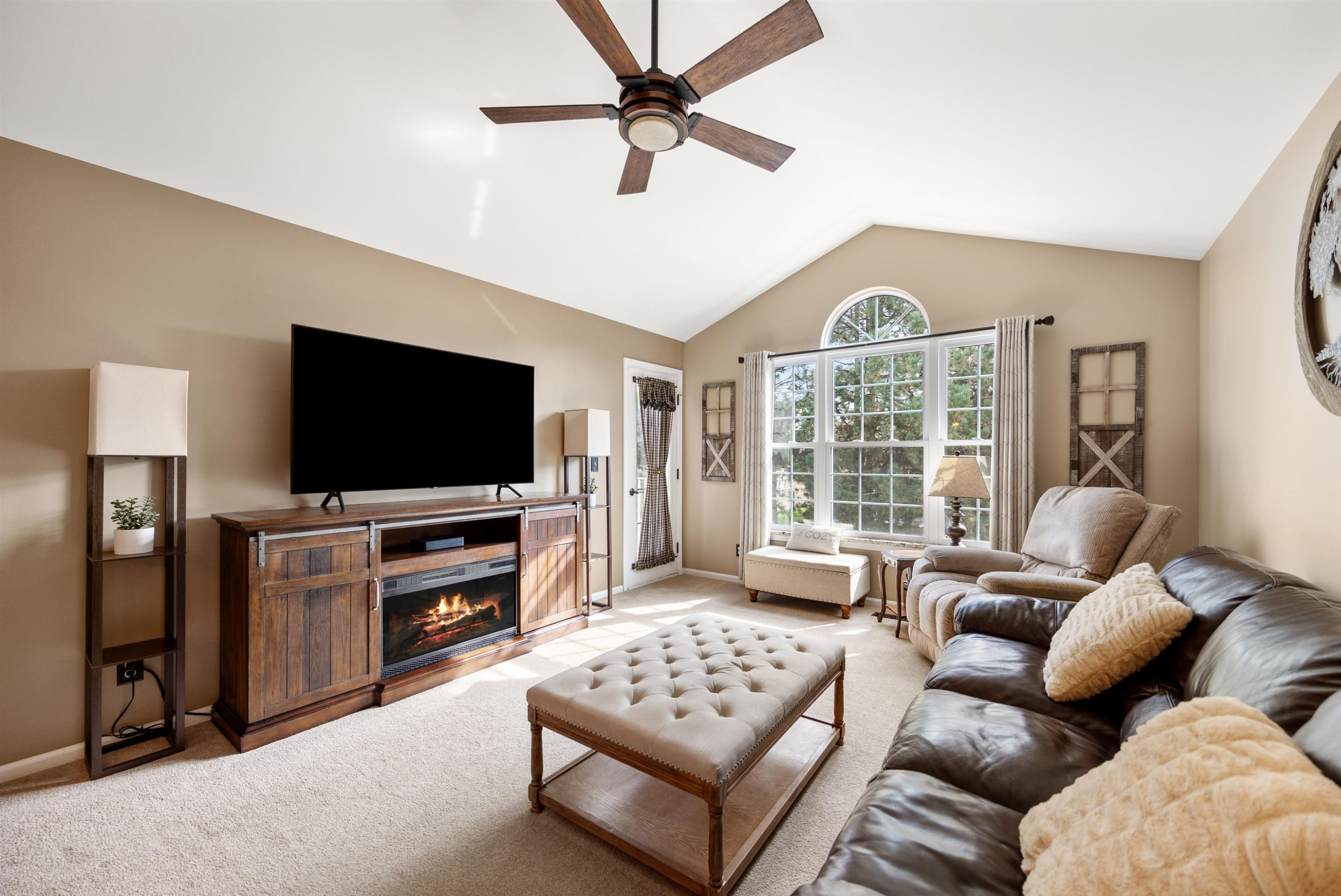 4424 Berkshire Drive, Sterling Heights, MI 48314 — Photo 12