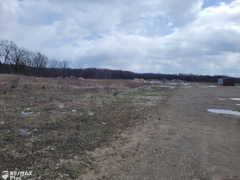 3400 S Lapeer Road - Photo 4