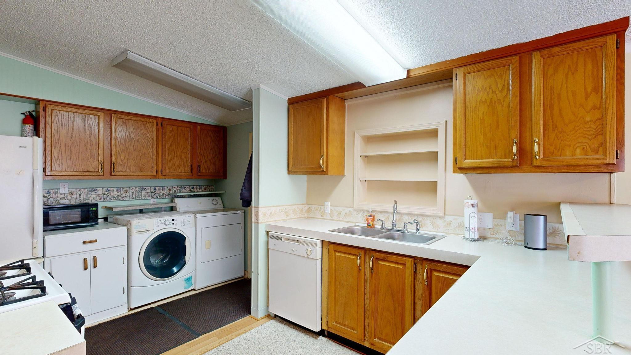 406 Simons Street, Coleman, MI 48618 — Photo 18