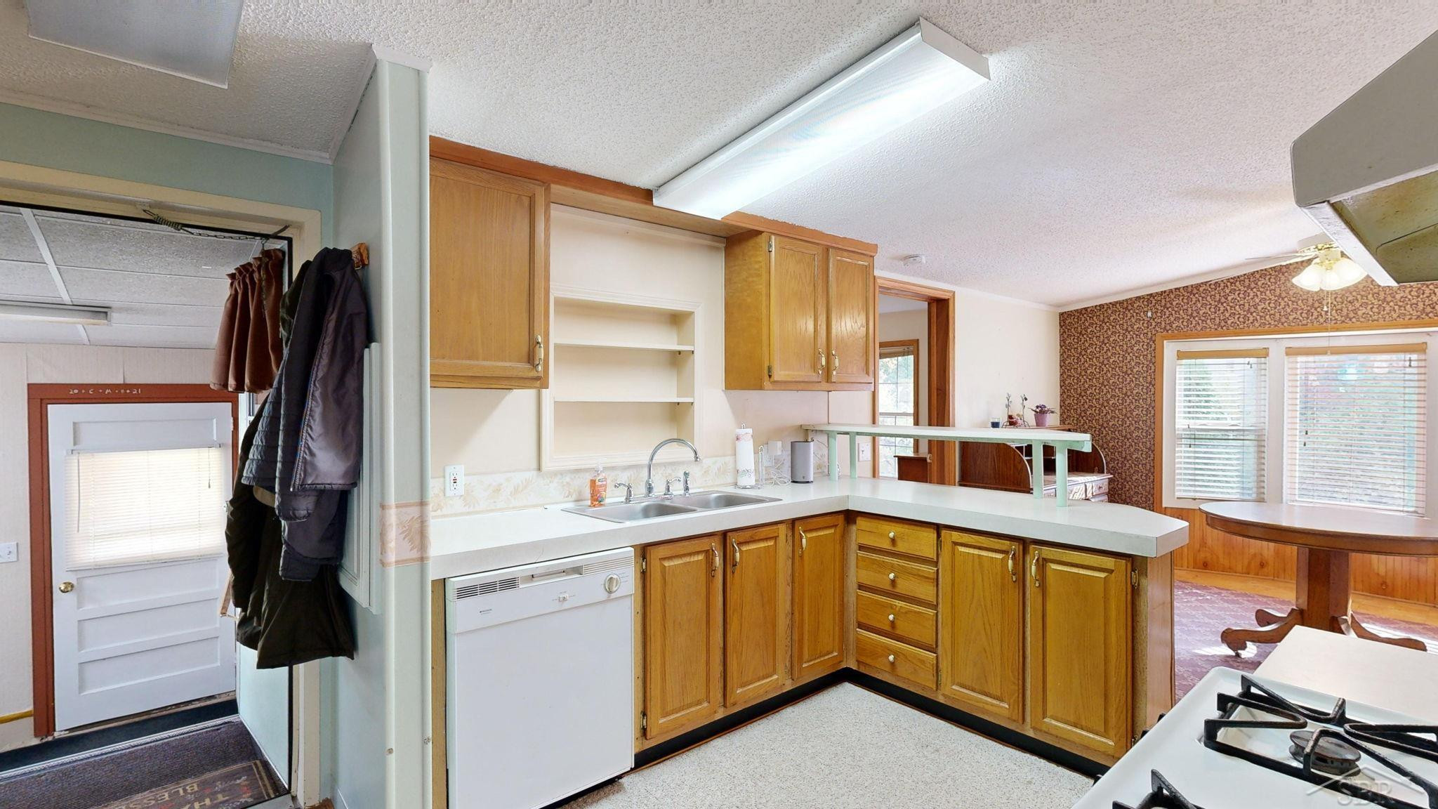 406 Simons Street, Coleman, MI 48618 — Photo 20